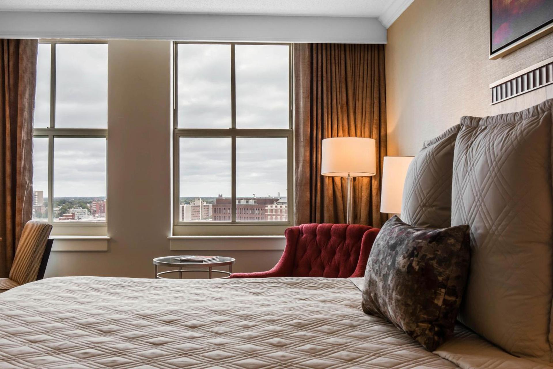 Omni Providence photo 51