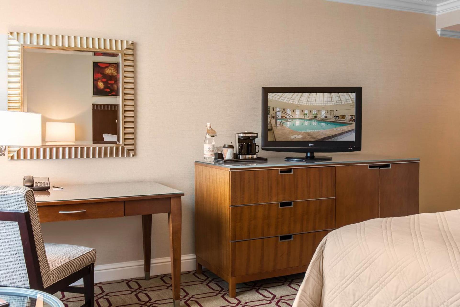 Omni Providence photo 46