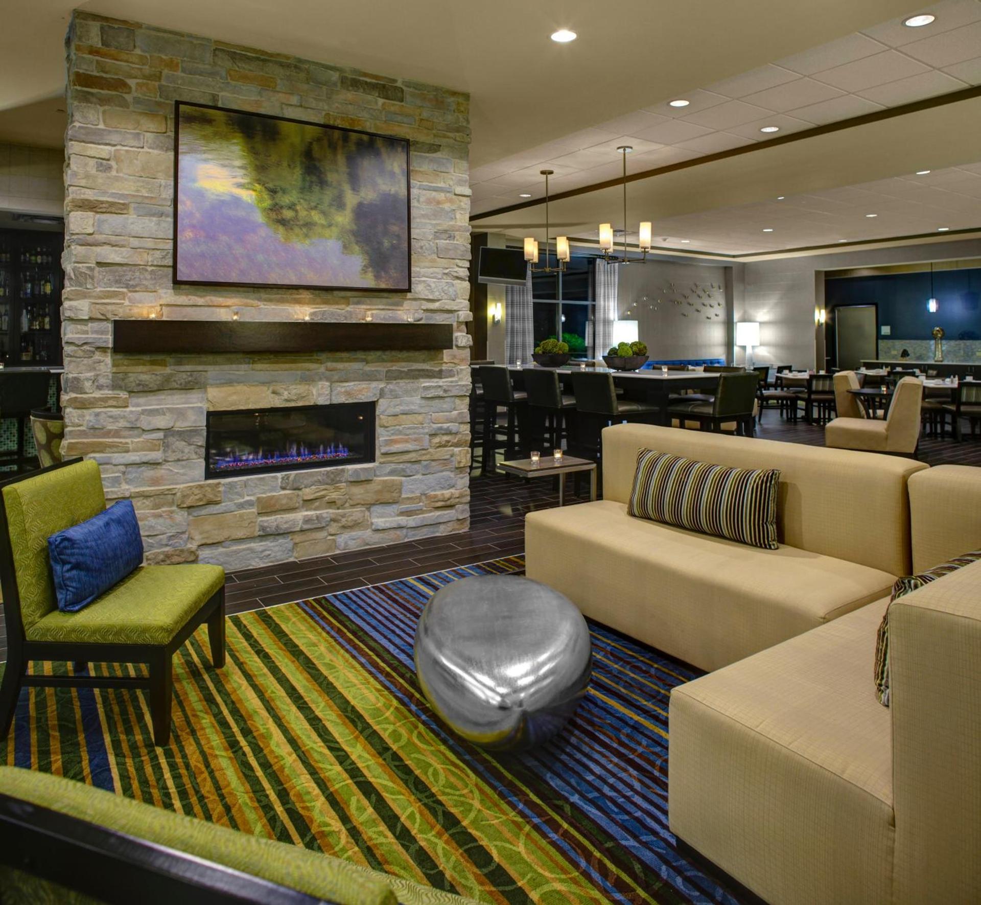 Holiday Inn Indianapolis North-Carmel by IHG photo 24
