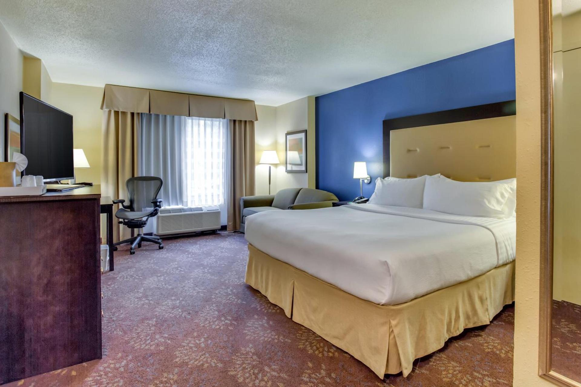 Holiday Inn Indianapolis North-Carmel by IHG photo 35