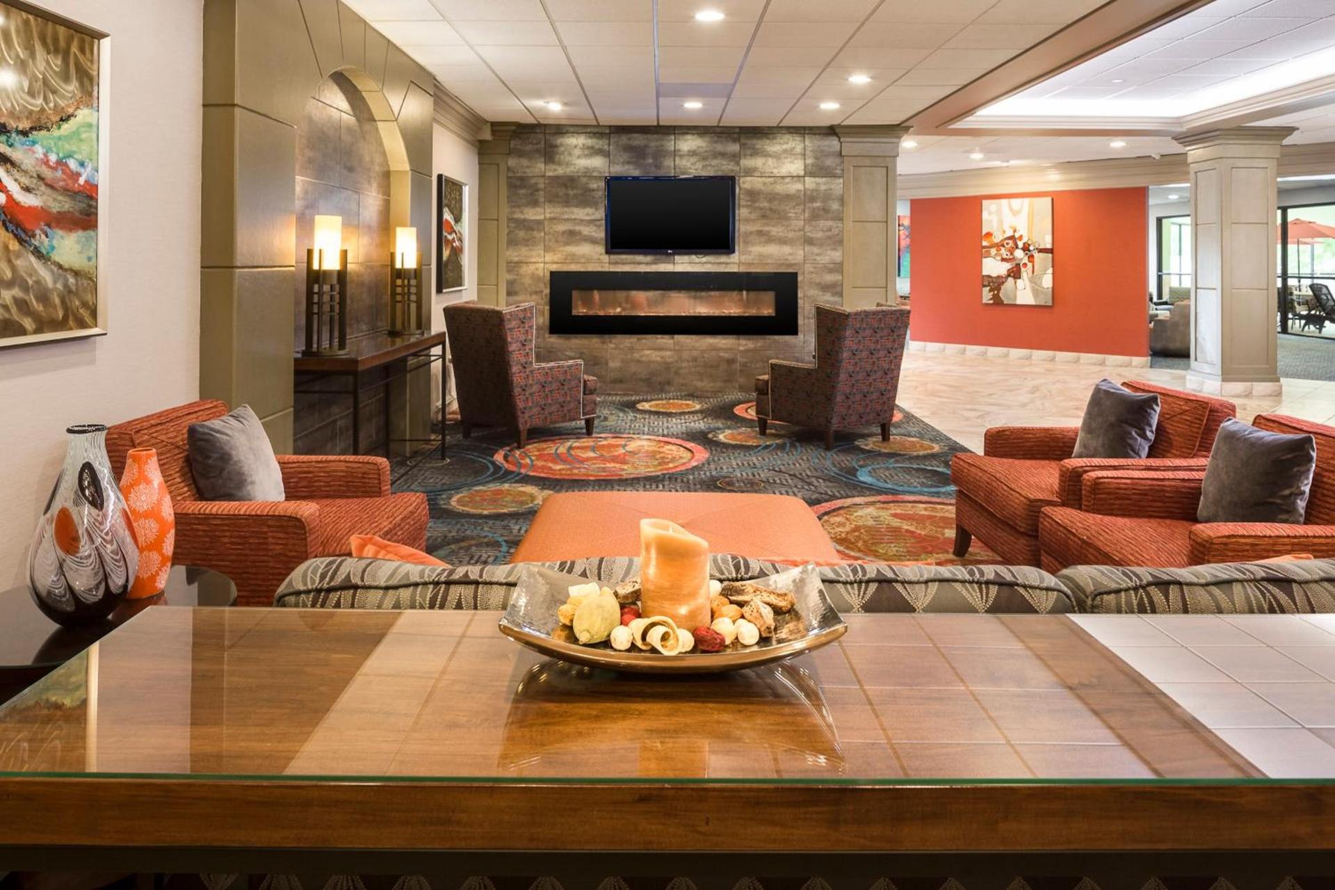Holiday Inn Wichita East I-35 by IHG photo 23