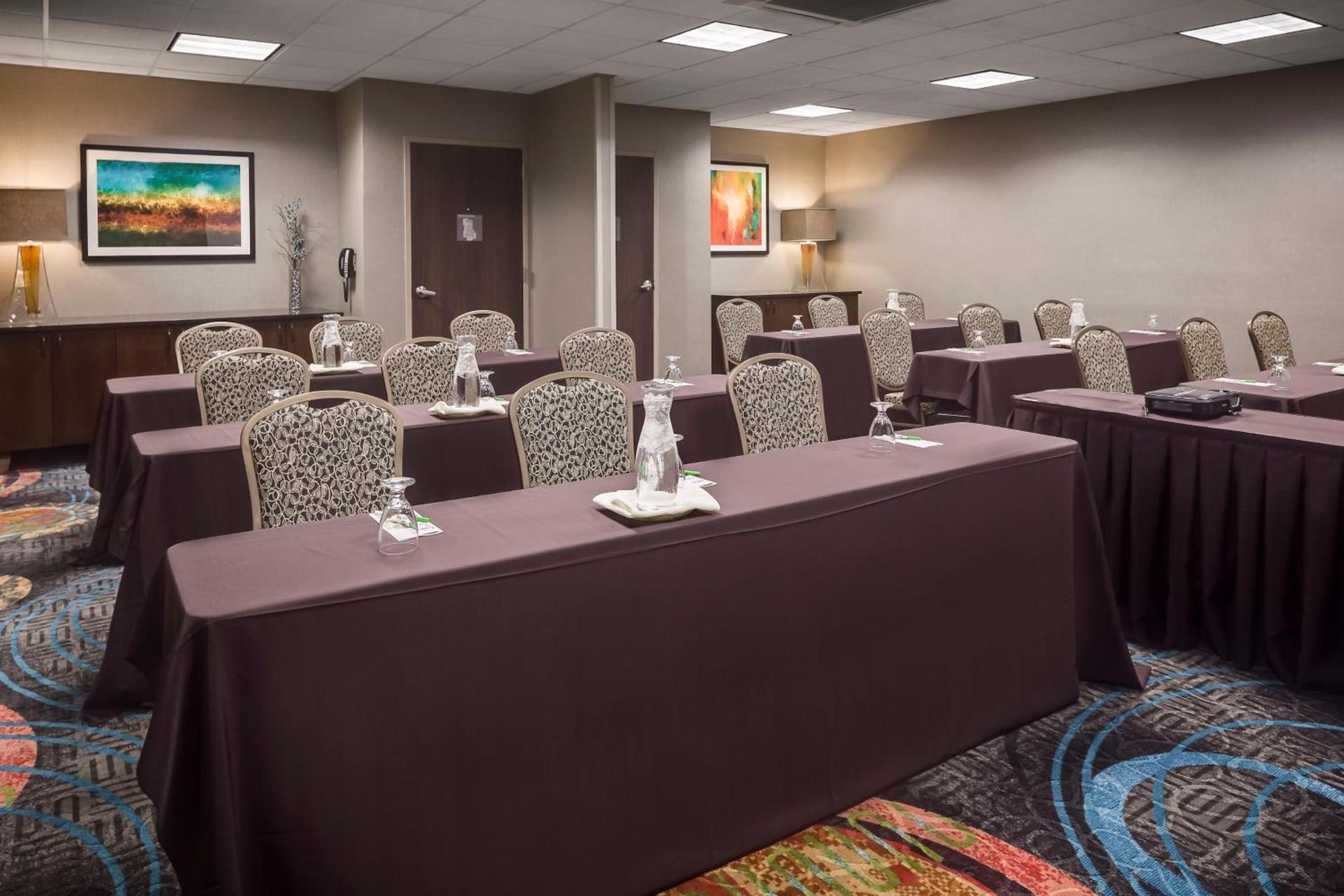 Holiday Inn Wichita East I-35 by IHG photo 16