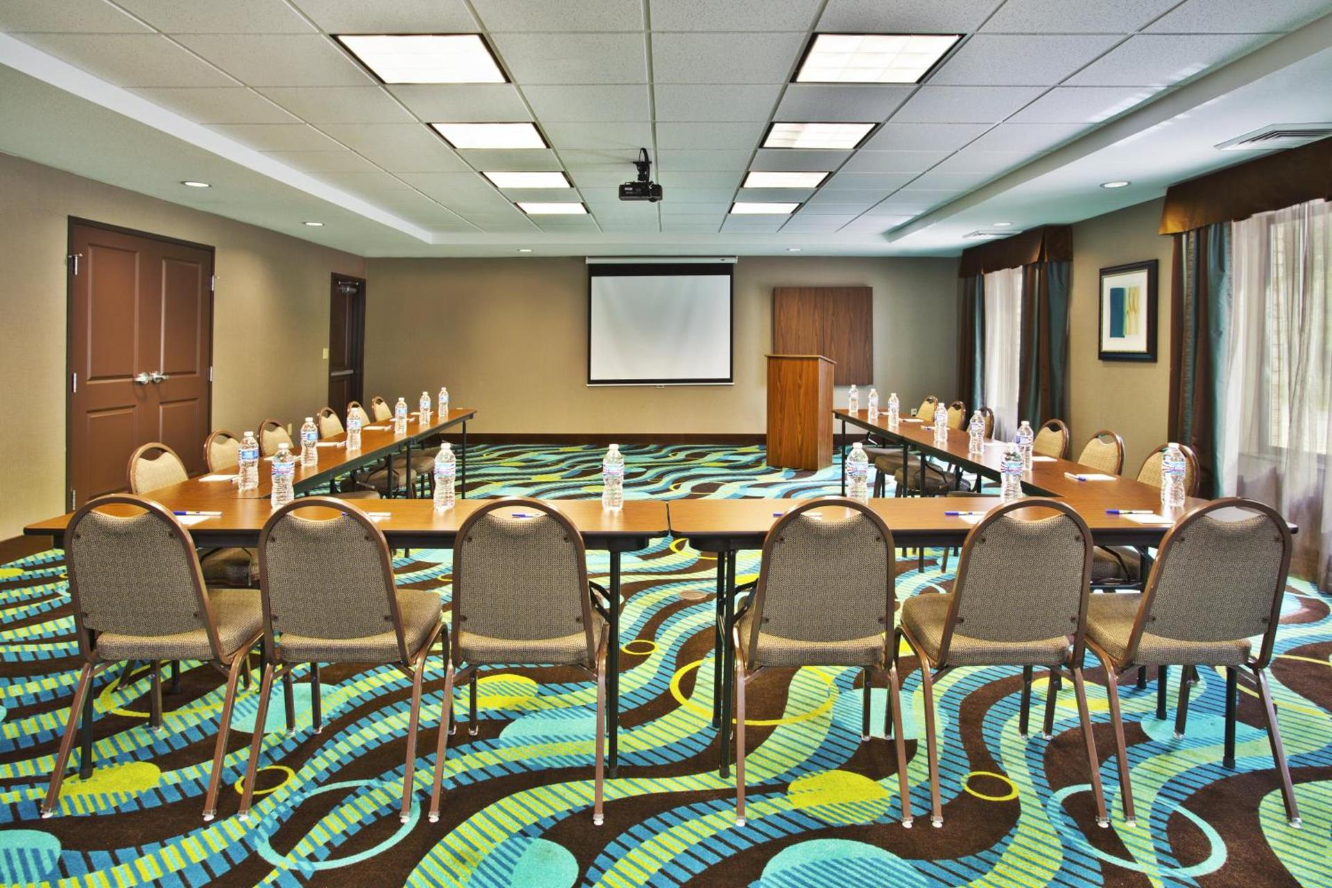 Holiday Inn Express Hastings by IHG photo 3