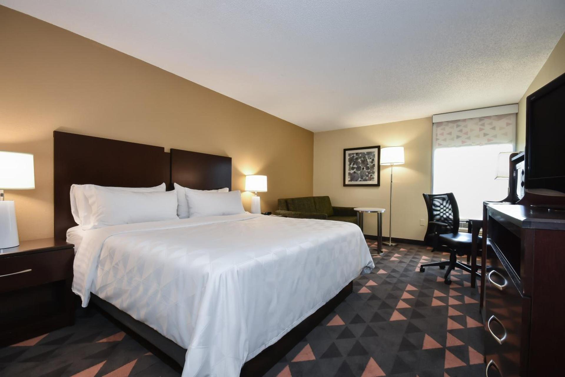Holiday Inn Lumberton by IHG photo 24