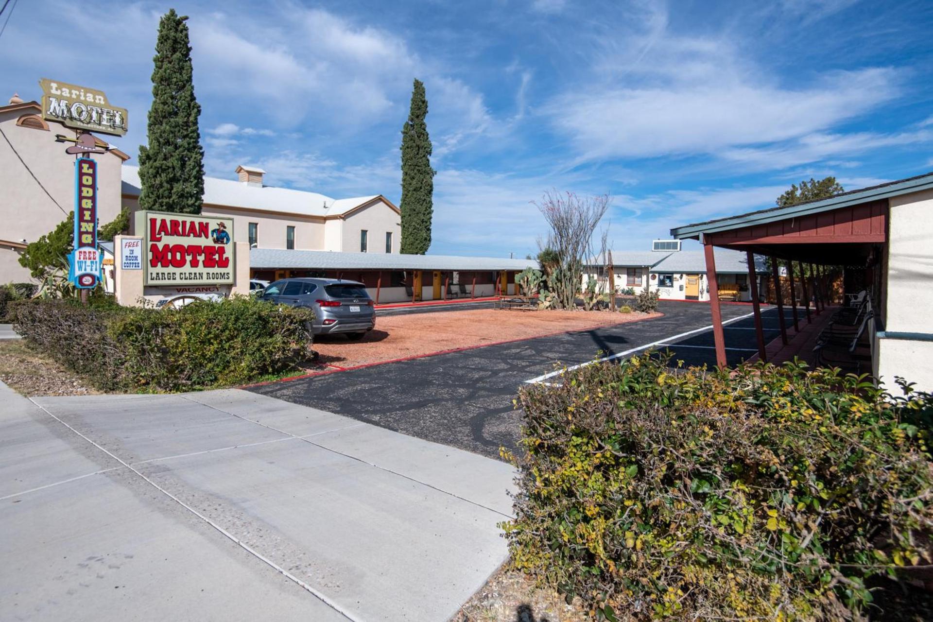 Larian Motel — hotel in Tombstone