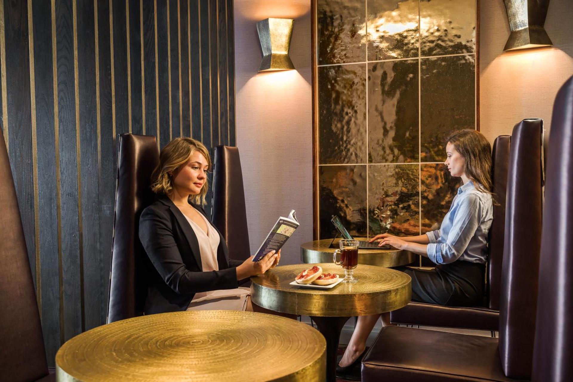 Charlesmark Hotel photo 20