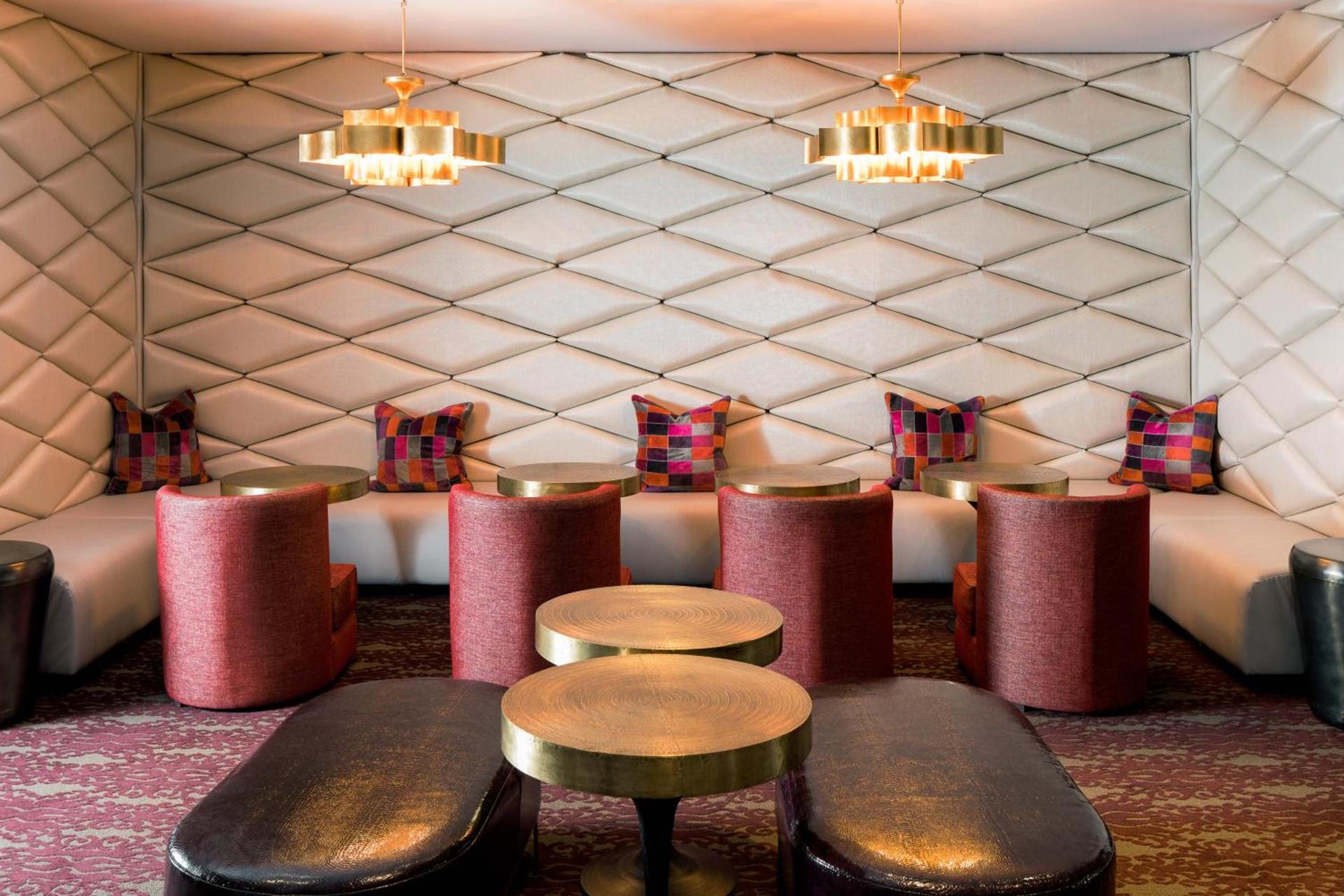 Charlesmark Hotel photo 24