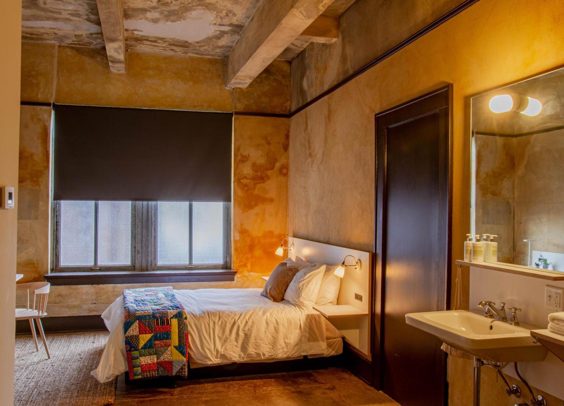 Travelers Hotel photo 8