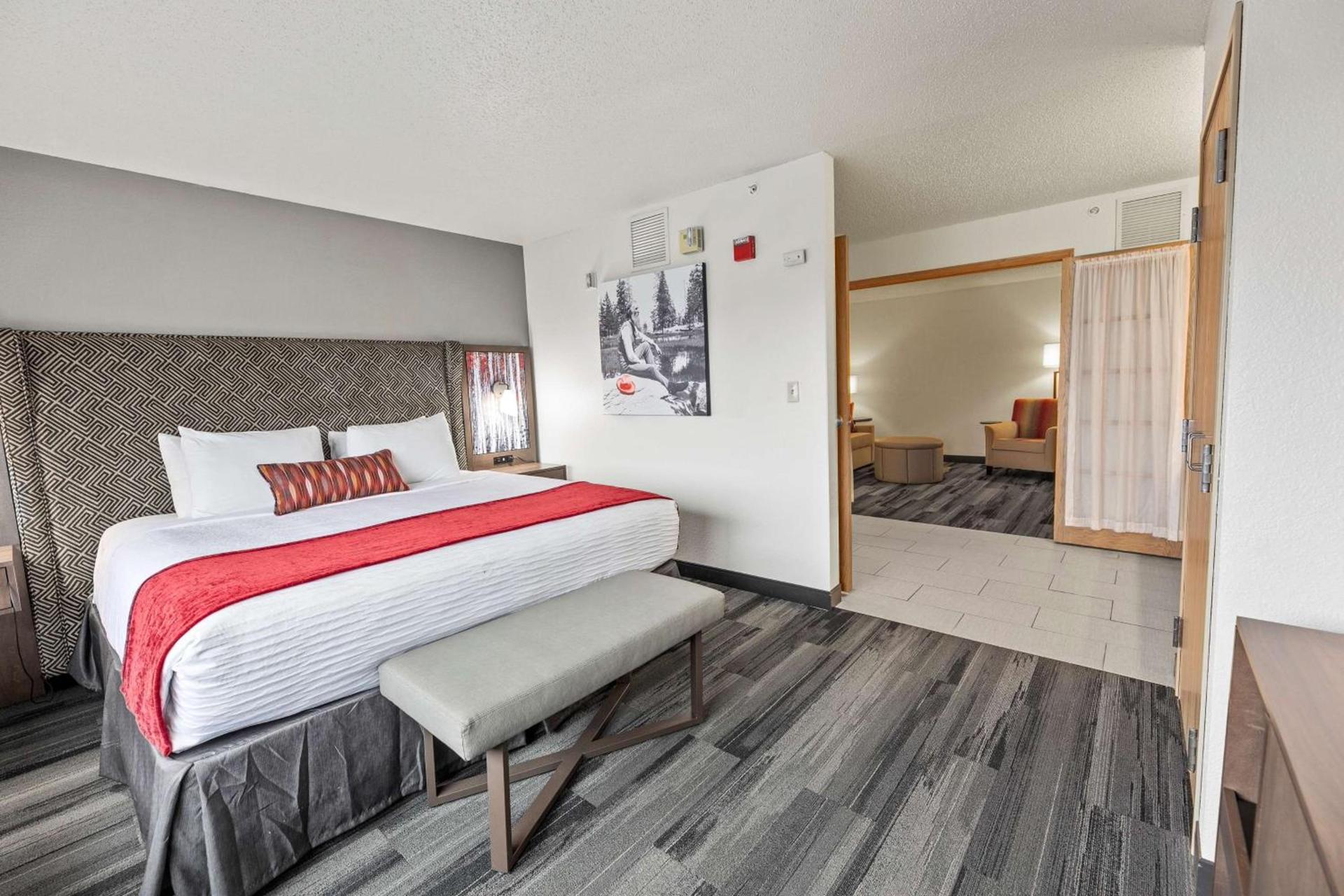 Best Western Plus McCall Lodge and Suites photo 50