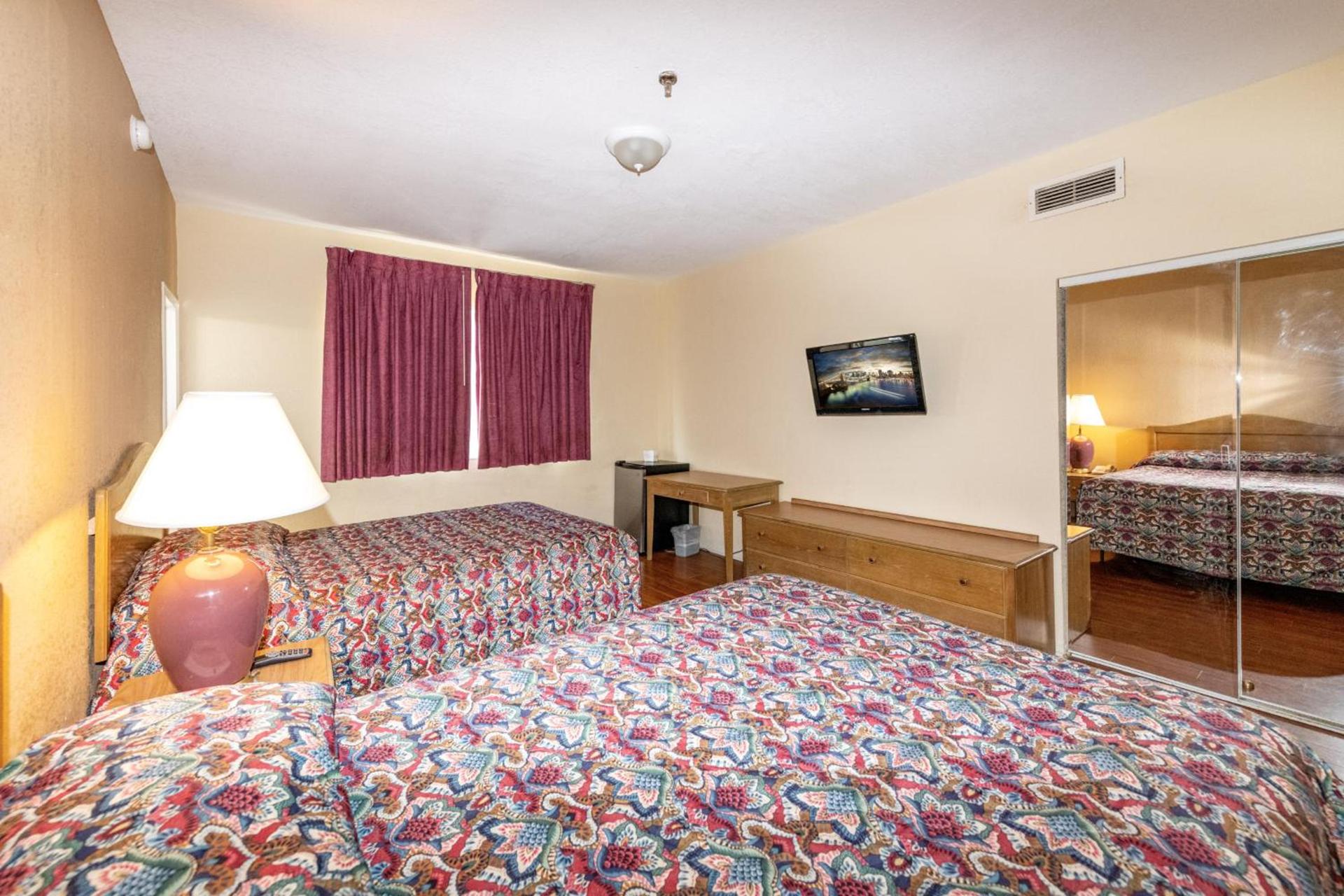 Ocean Beach Hotel photo 16