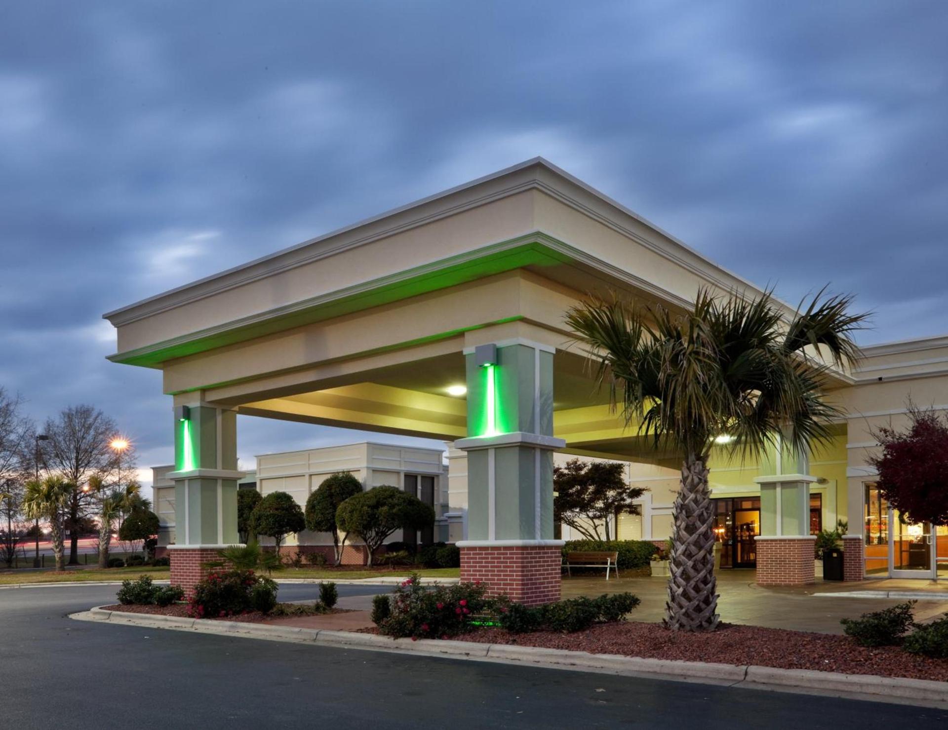 Holiday Inn Lumberton by IHG — hotel in Lumberton
