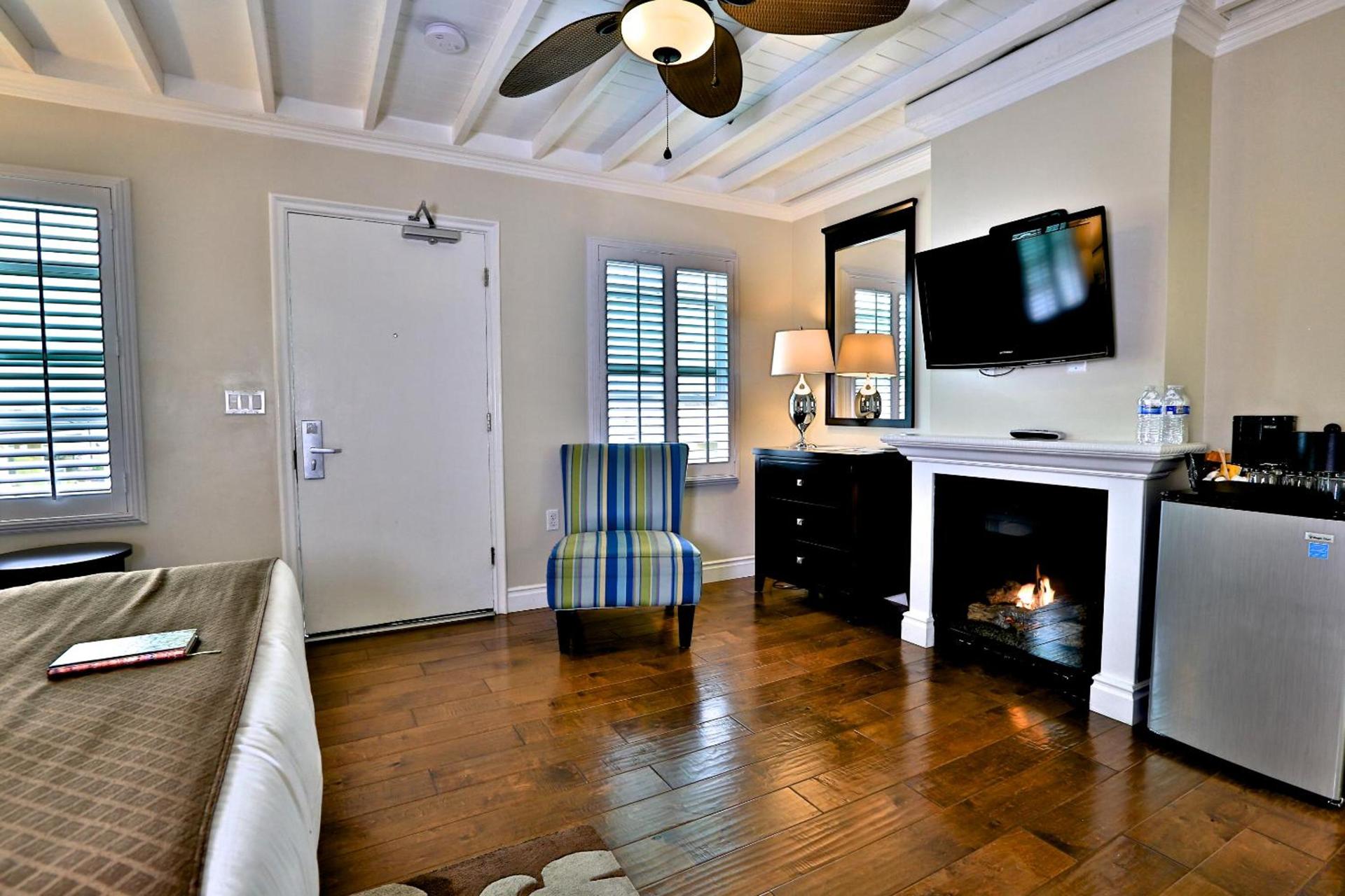 Beach Bungalow Inn and Suites photo 6