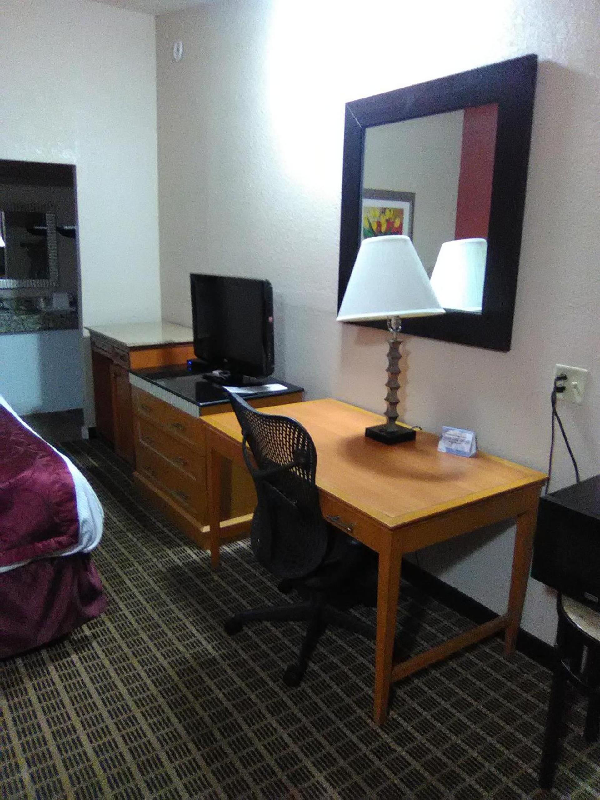Nation's Inn Kinston photo 3