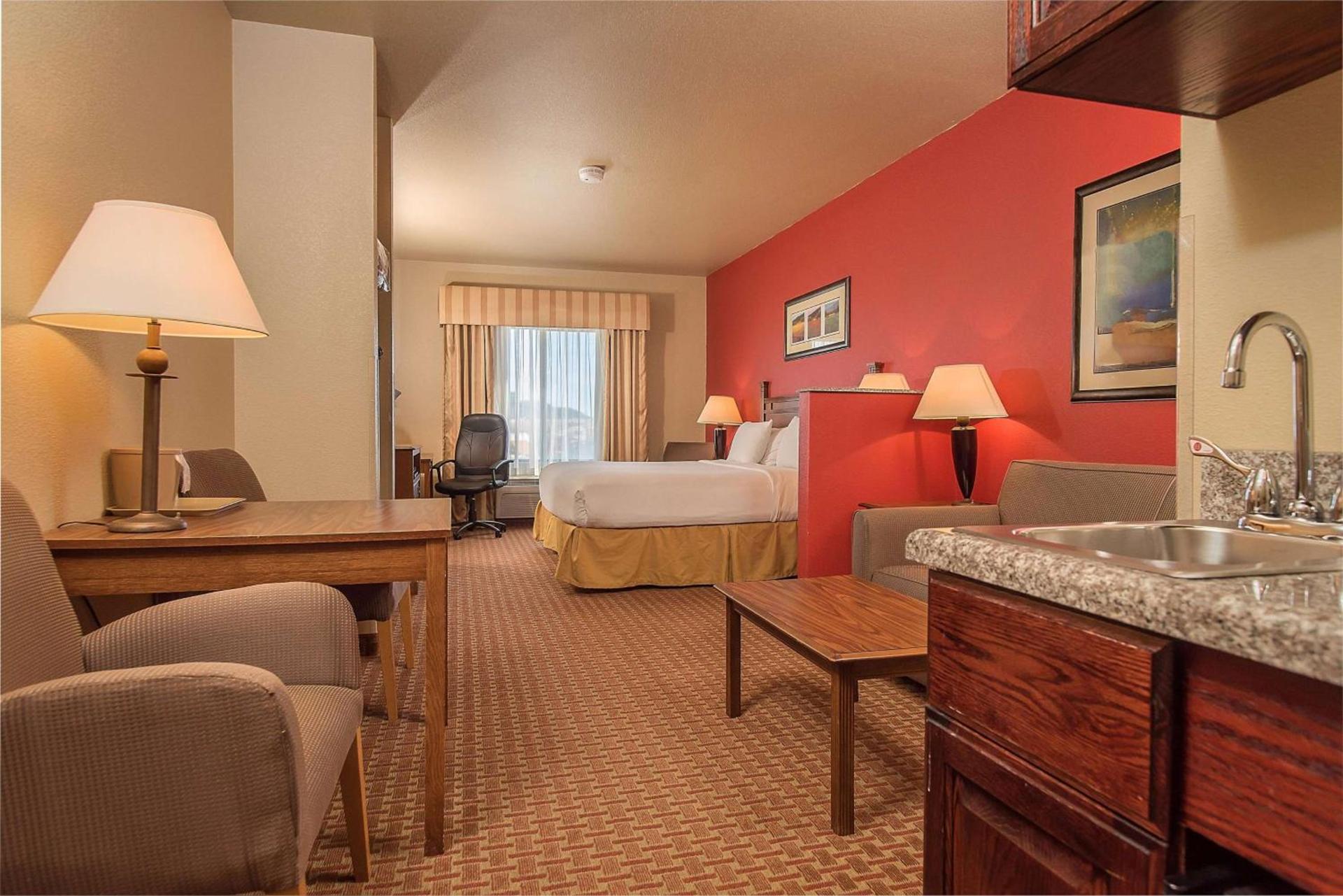 Baymont Inn & Suites by Wyndham Sturgis photo 34