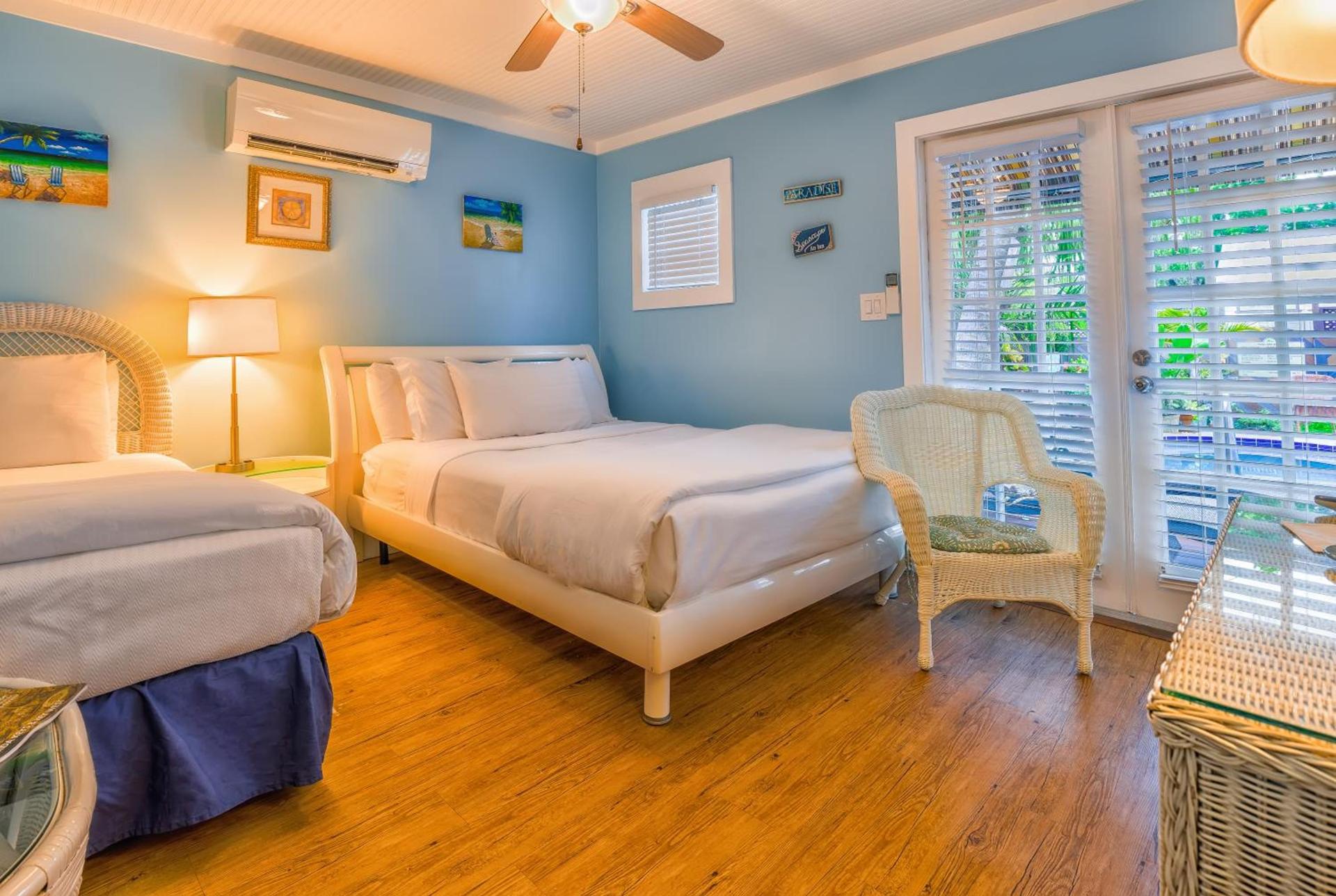 Seascape Tropical Inn photo 29