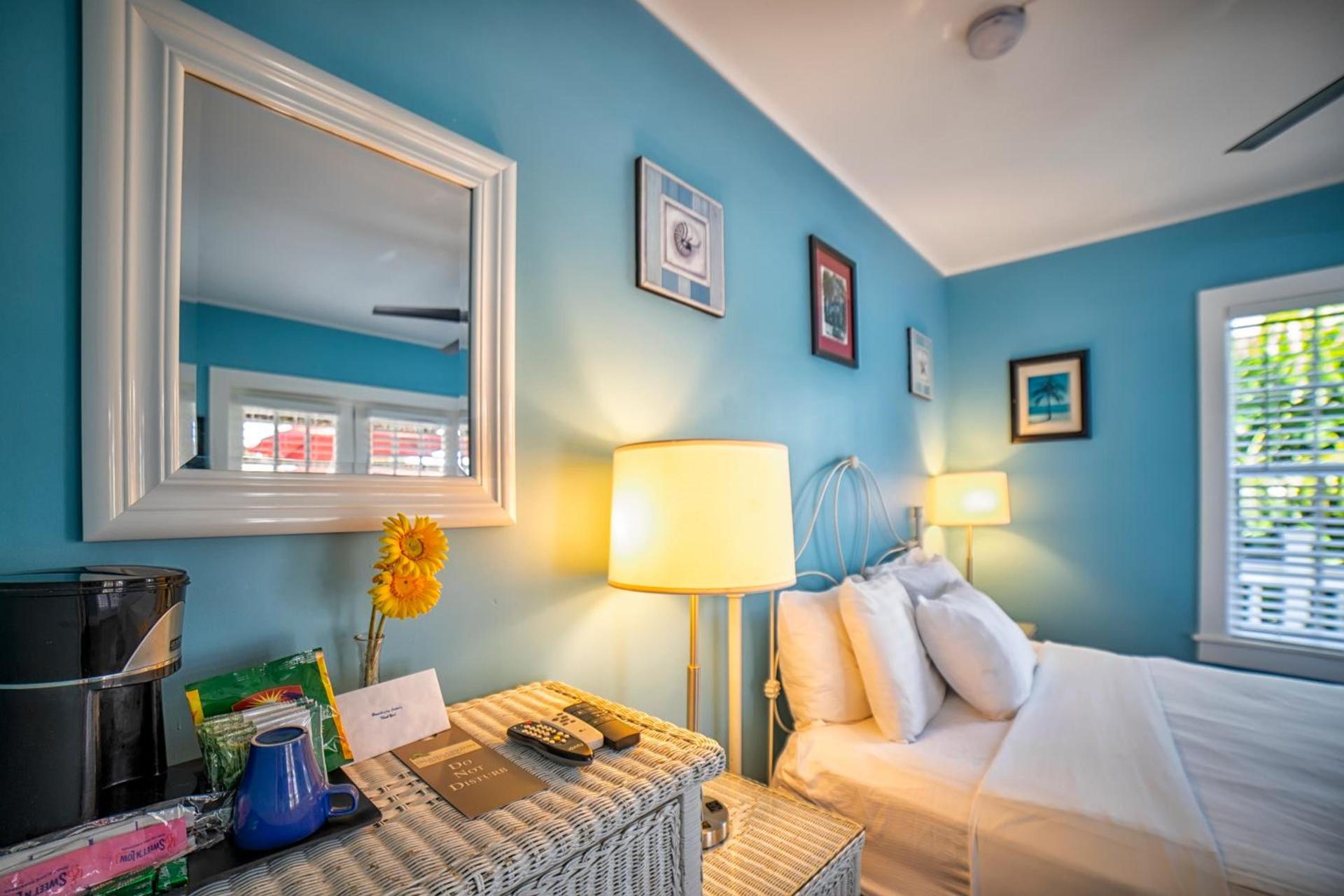 Seascape Tropical Inn photo 19