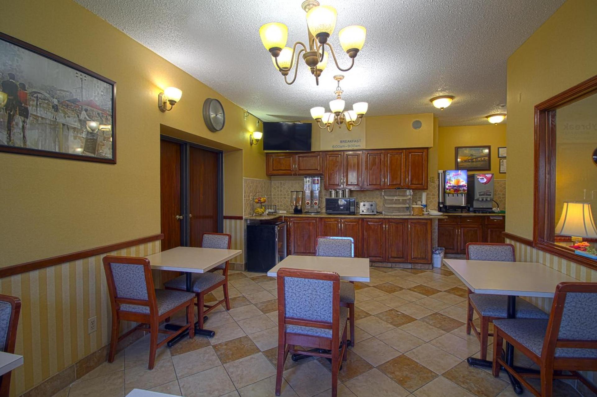 Geneva Motel photo 17