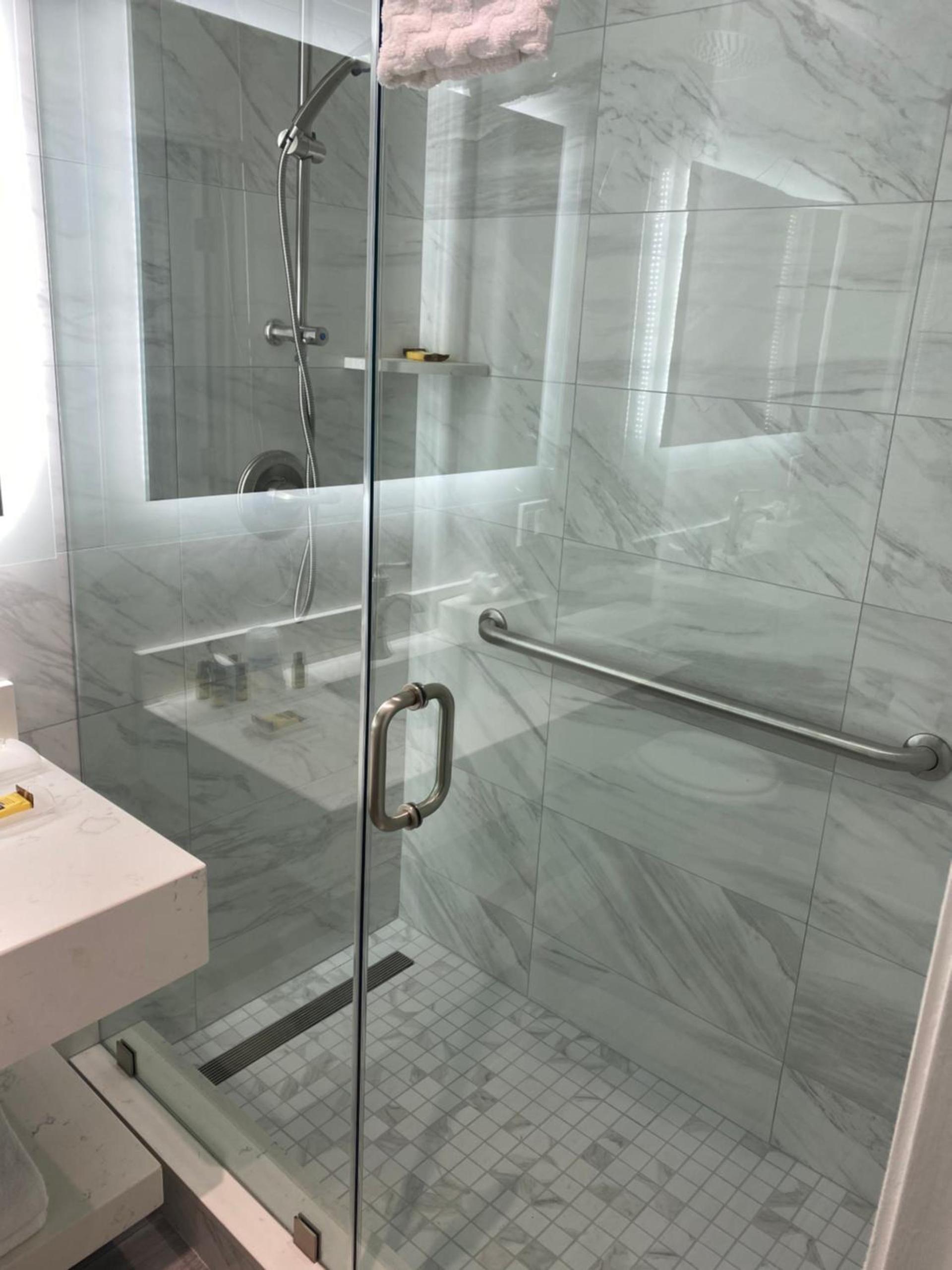 Best Western Plus Sunset Plaza Hotel photo 45