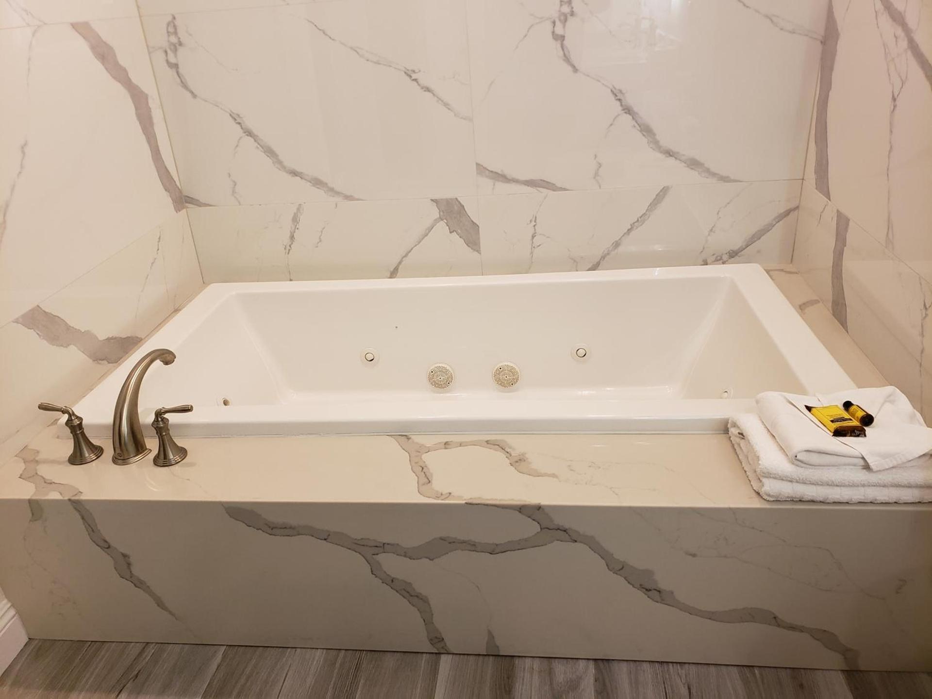 Best Western Plus Sunset Plaza Hotel photo 43