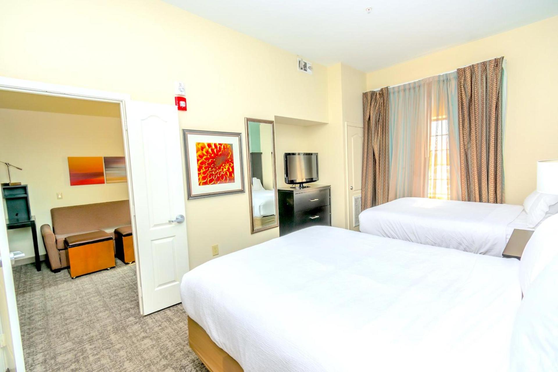 Staybridge Suites Houston - IAH Airport by IHG photo 3