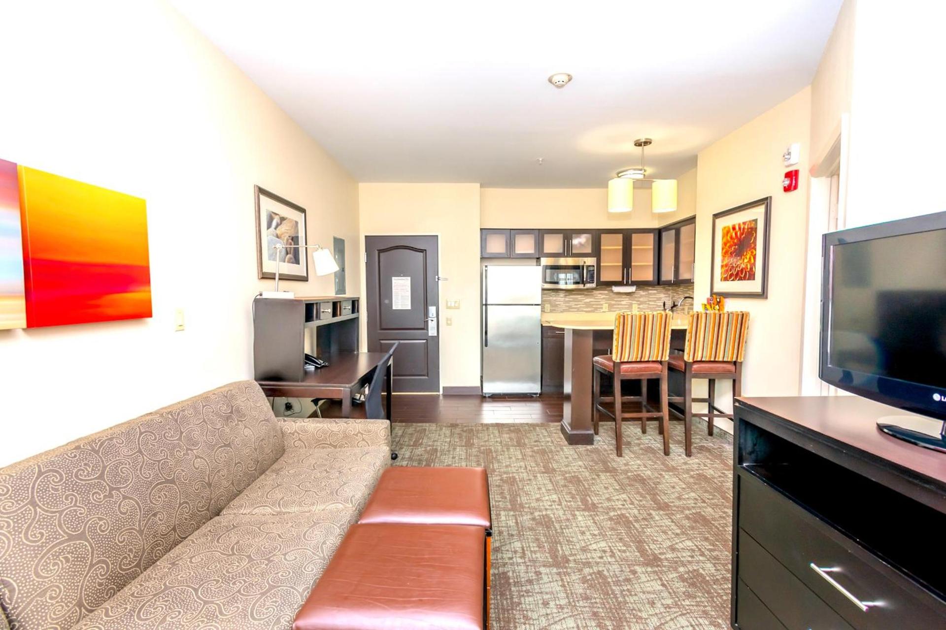 Staybridge Suites Houston - IAH Airport by IHG photo 2
