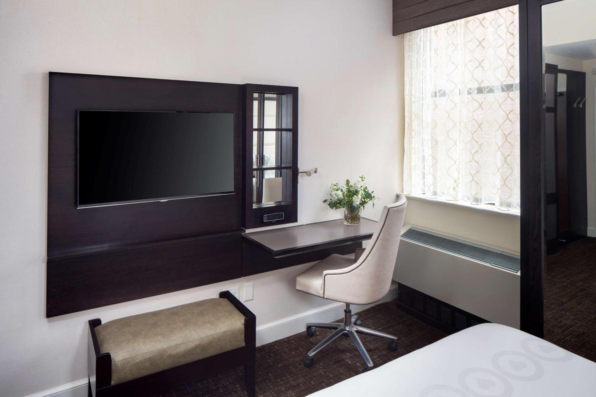 Park South Hotel, part of JdV by Hyatt photo 25