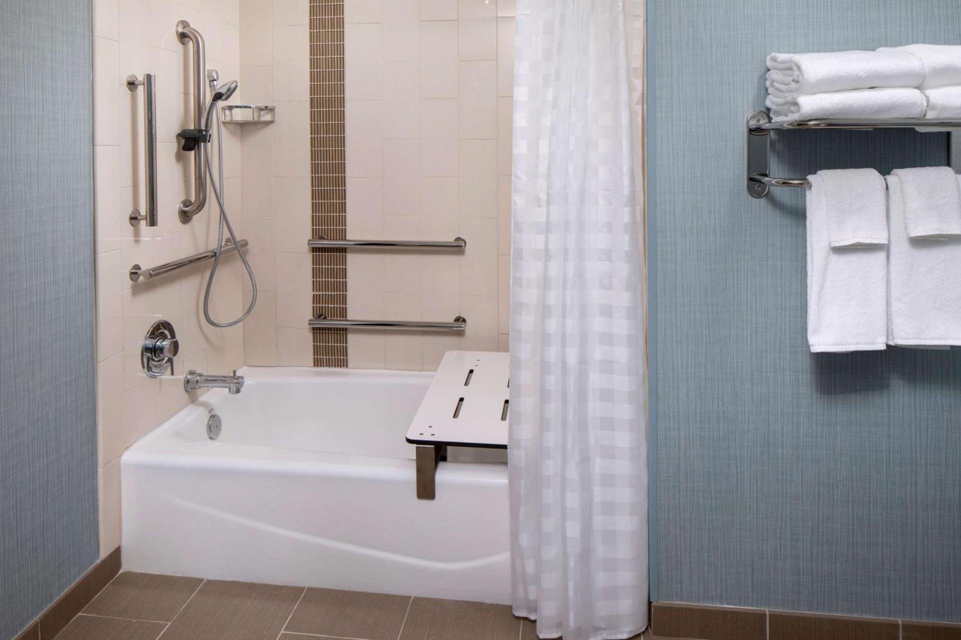 Hyatt Place Mount Pleasant Towne Centre photo 31