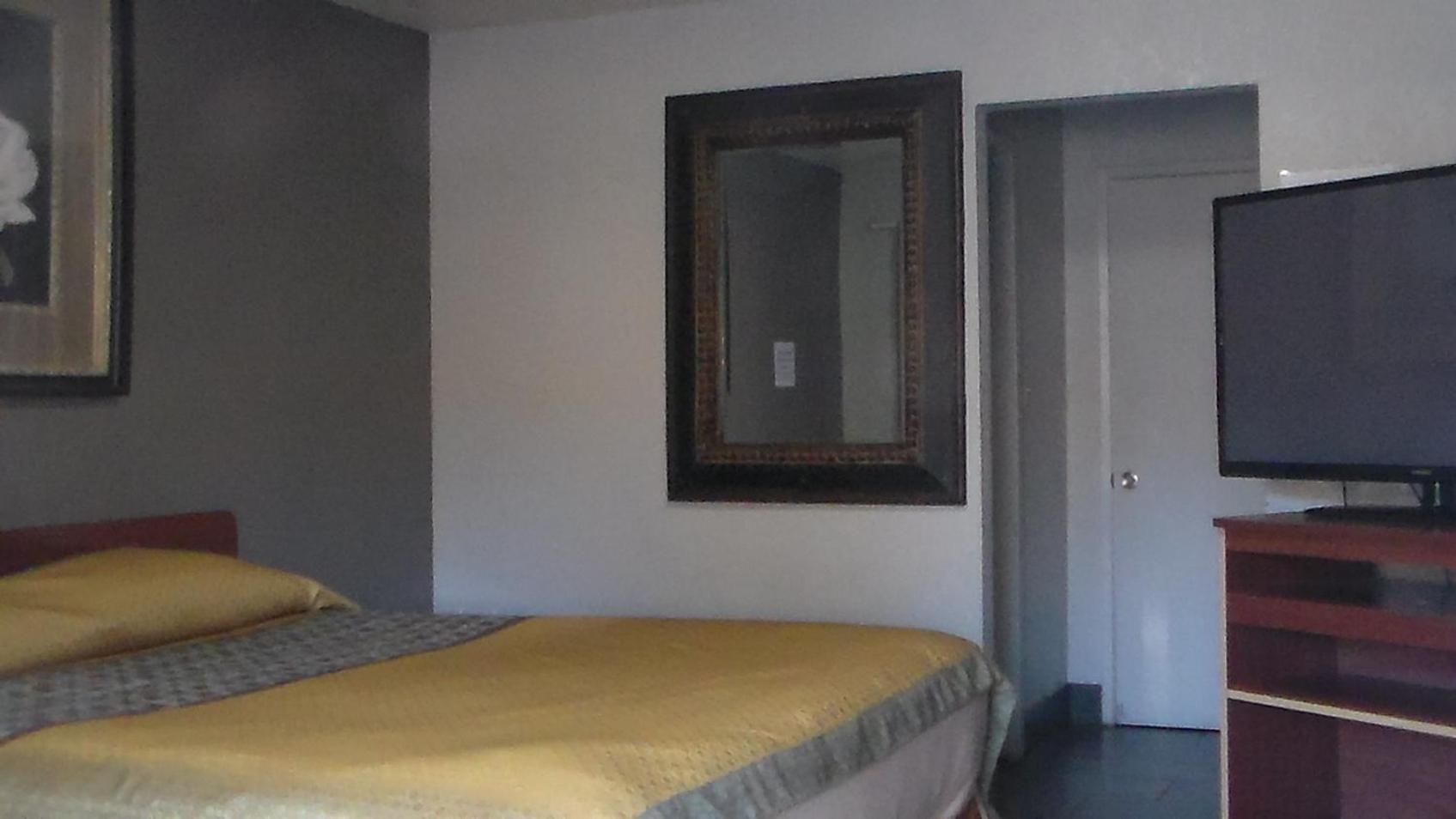 Laurel Inn photo 11