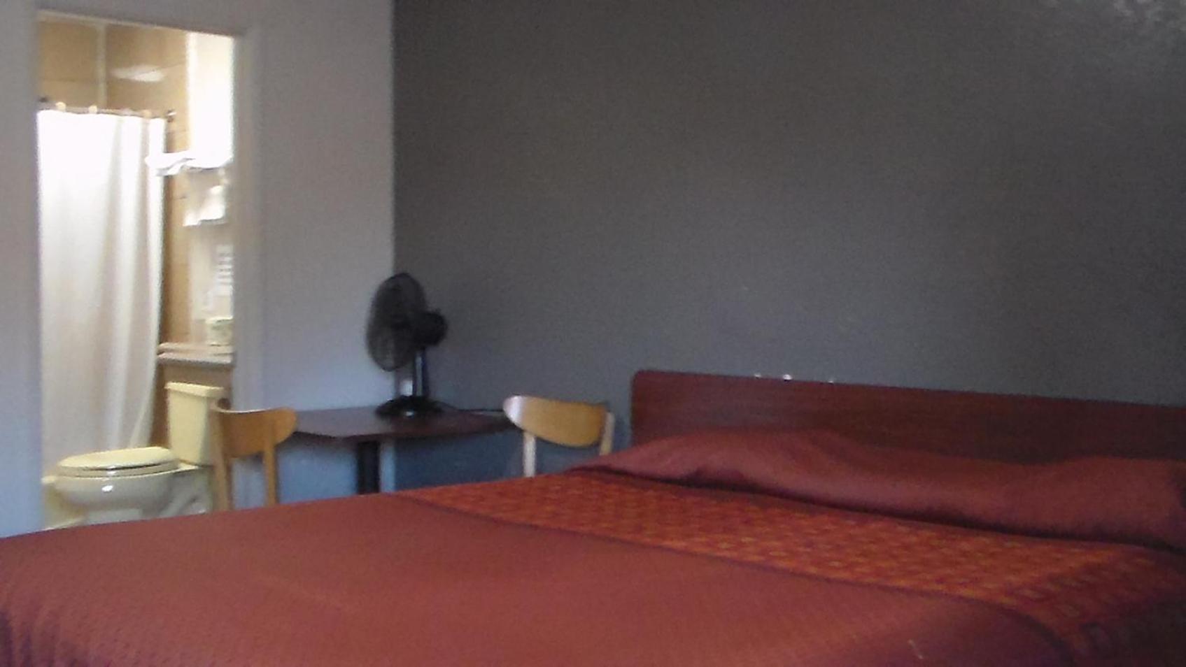 Laurel Inn photo 14