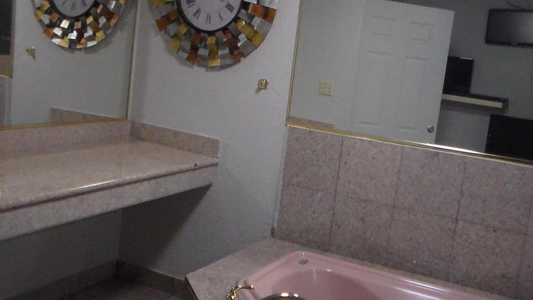Laurel Inn photo 4