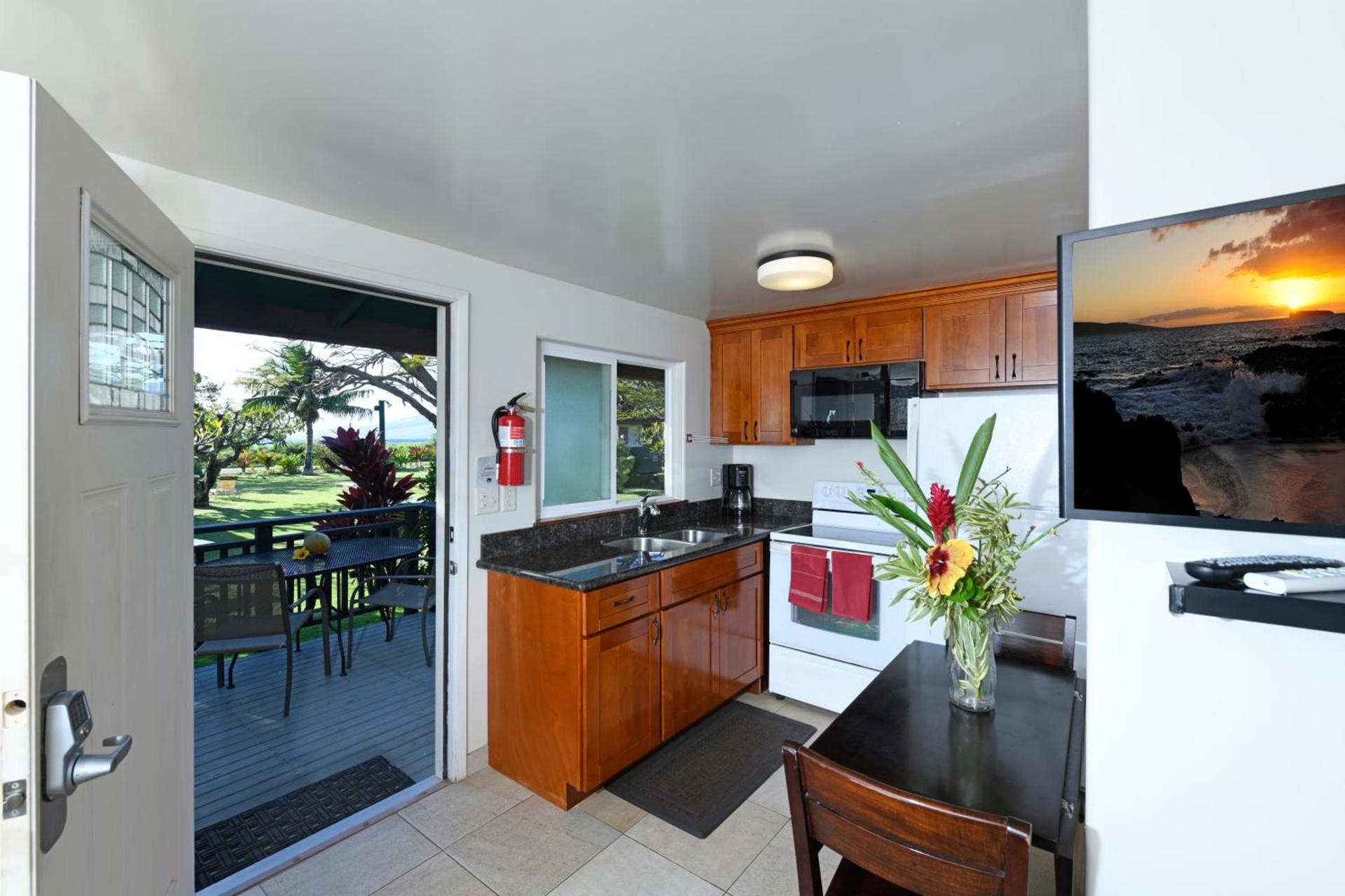 Nona Lani Cottages photo 11