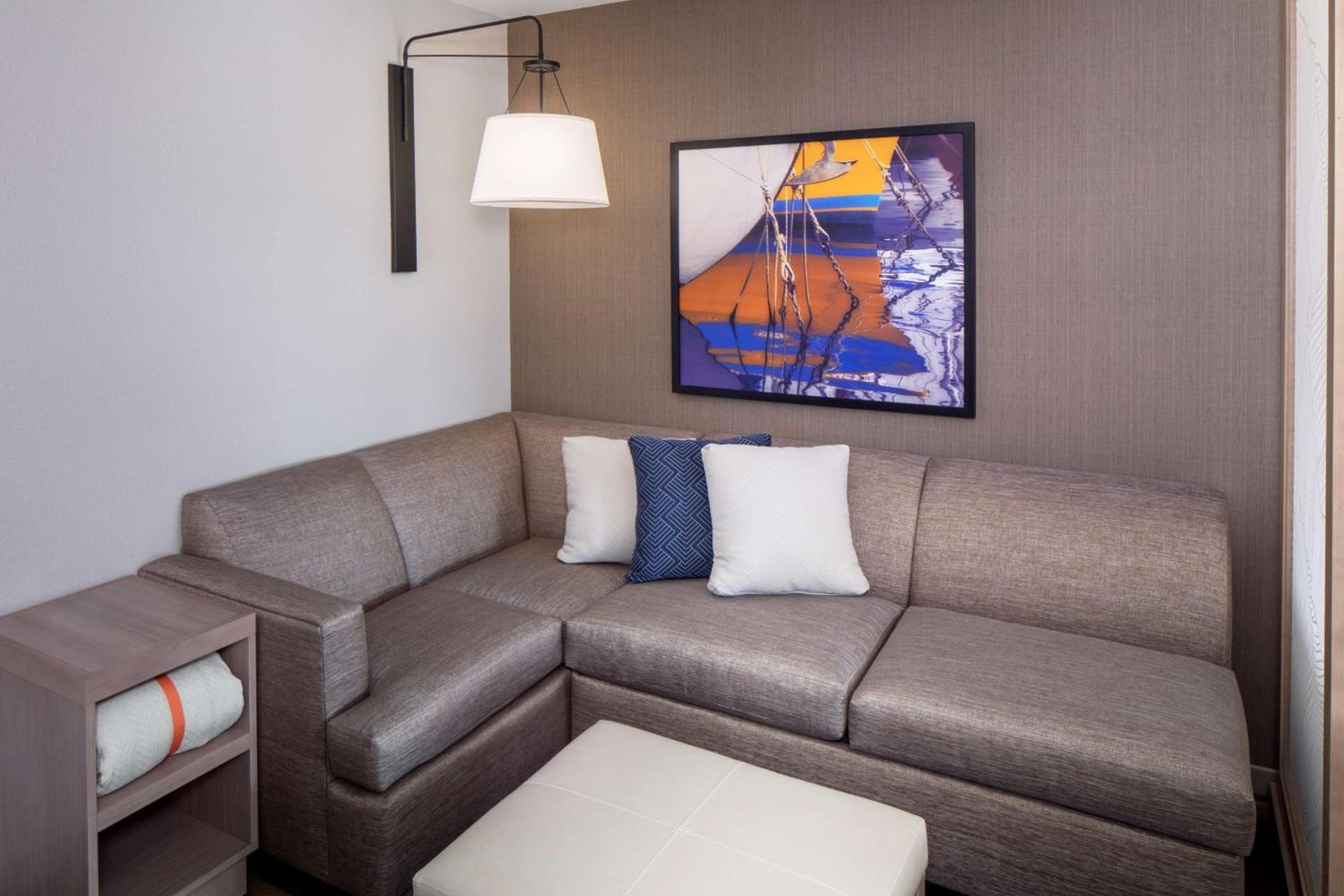 Hyatt Place Mount Pleasant Towne Centre photo 23