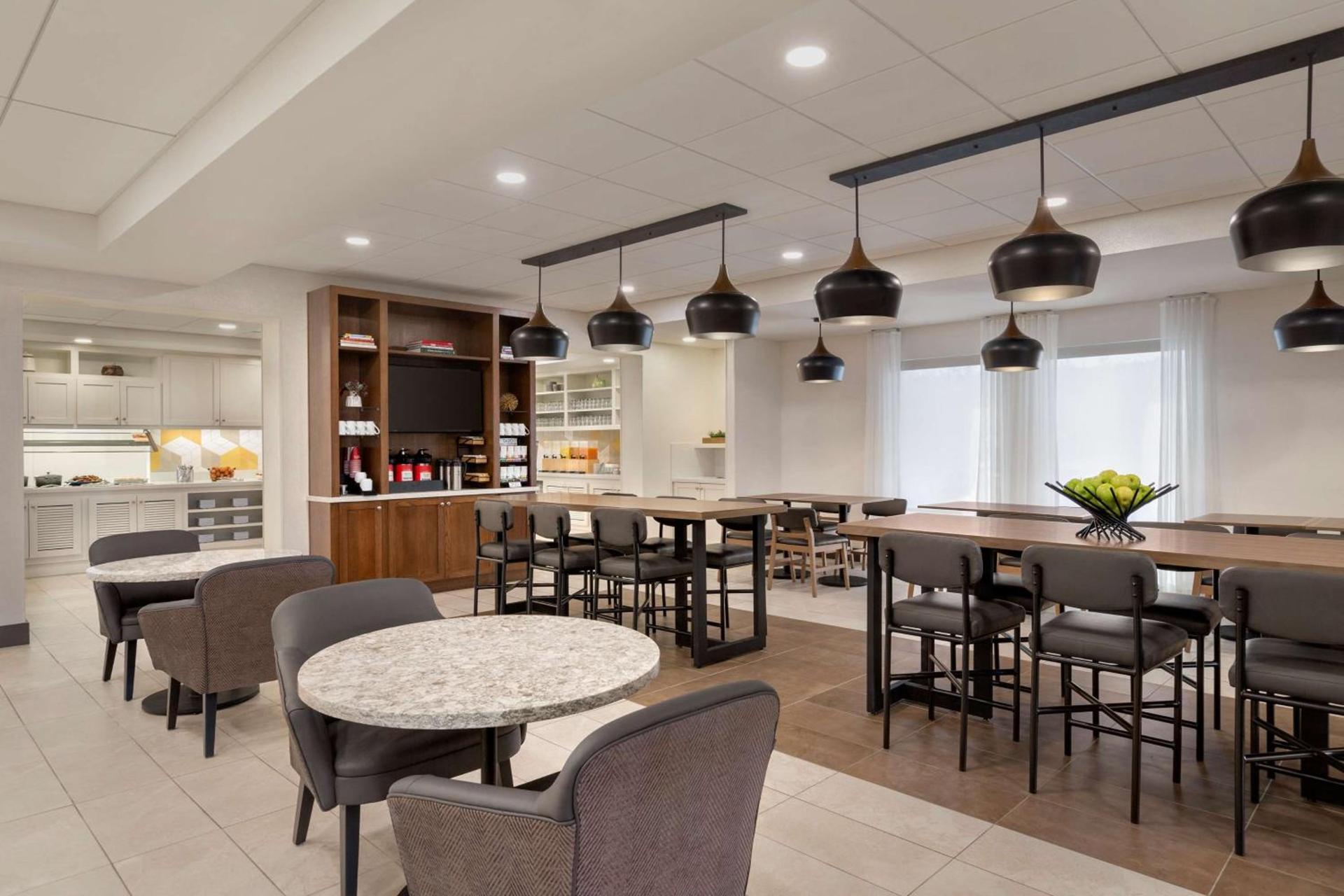 Hyatt Place Tucson Central photo 18