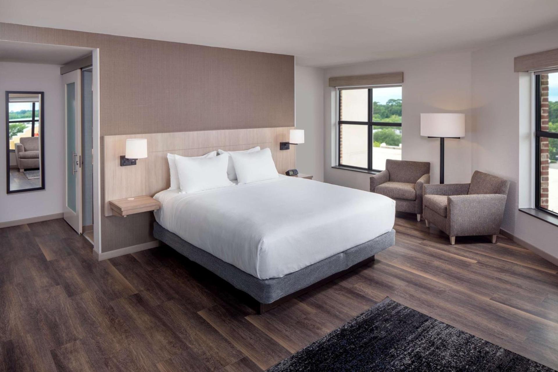 Hyatt Place Mount Pleasant Towne Centre photo 16