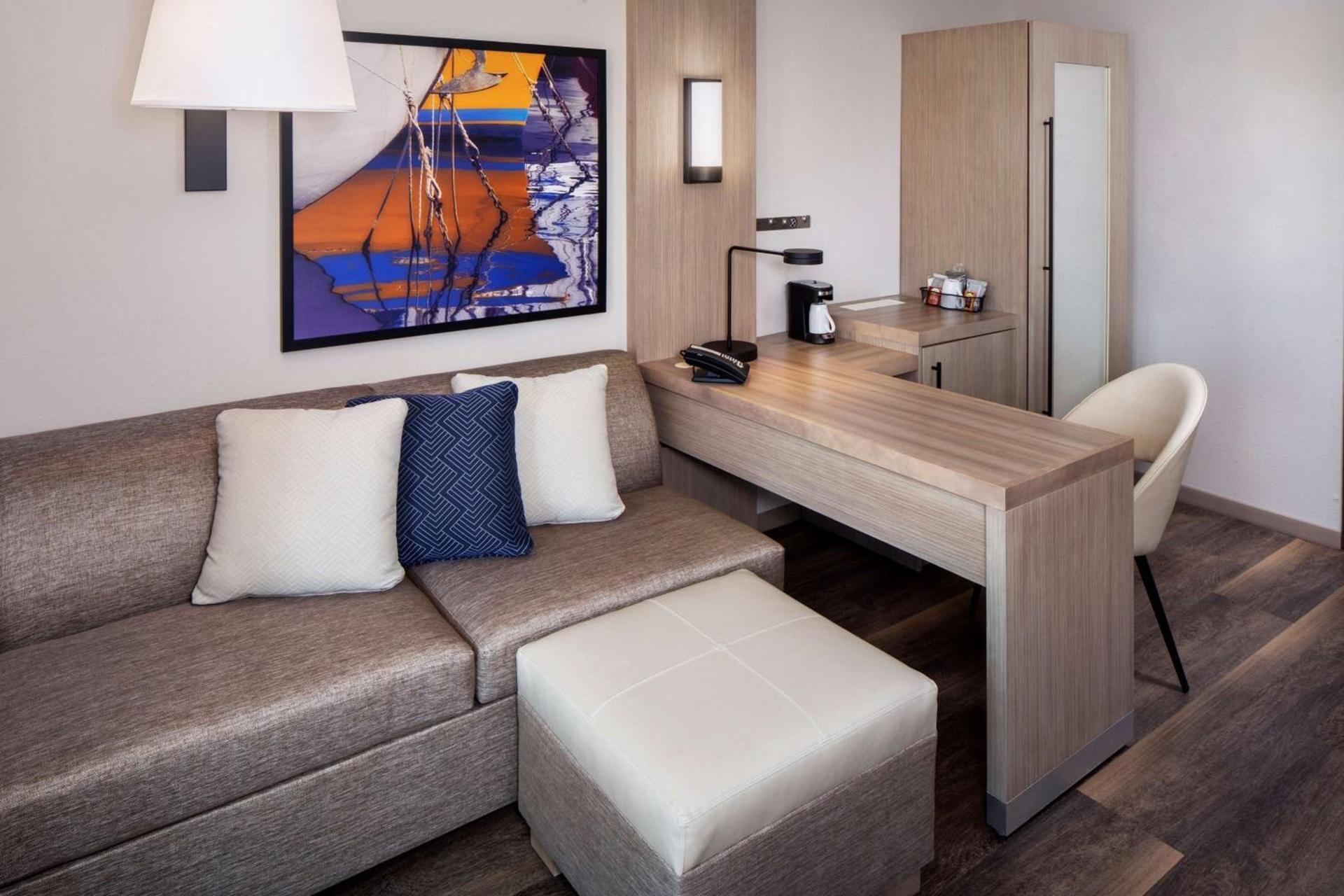 Hyatt Place Mount Pleasant Towne Centre photo 9