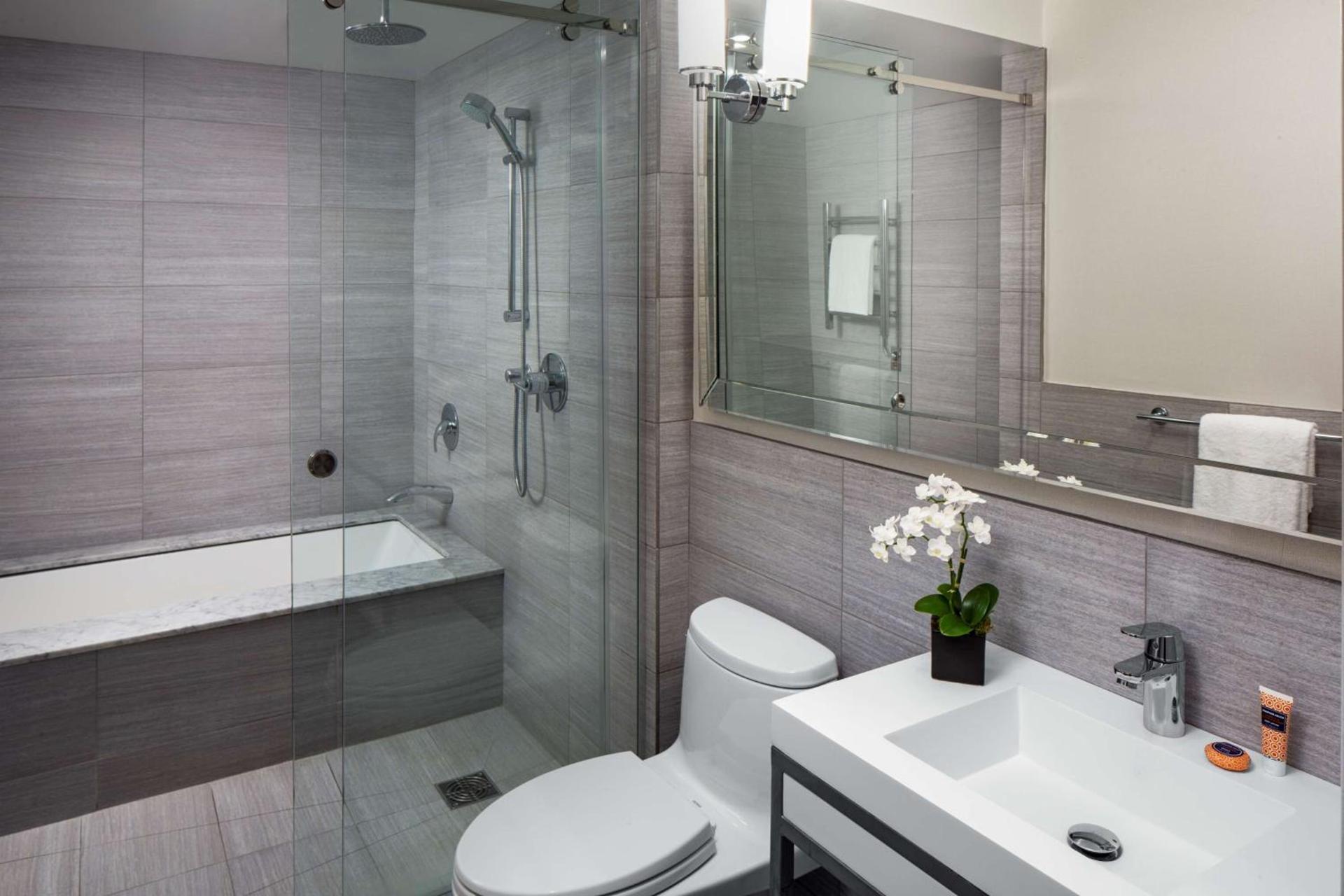 Park South Hotel, part of JdV by Hyatt photo 9