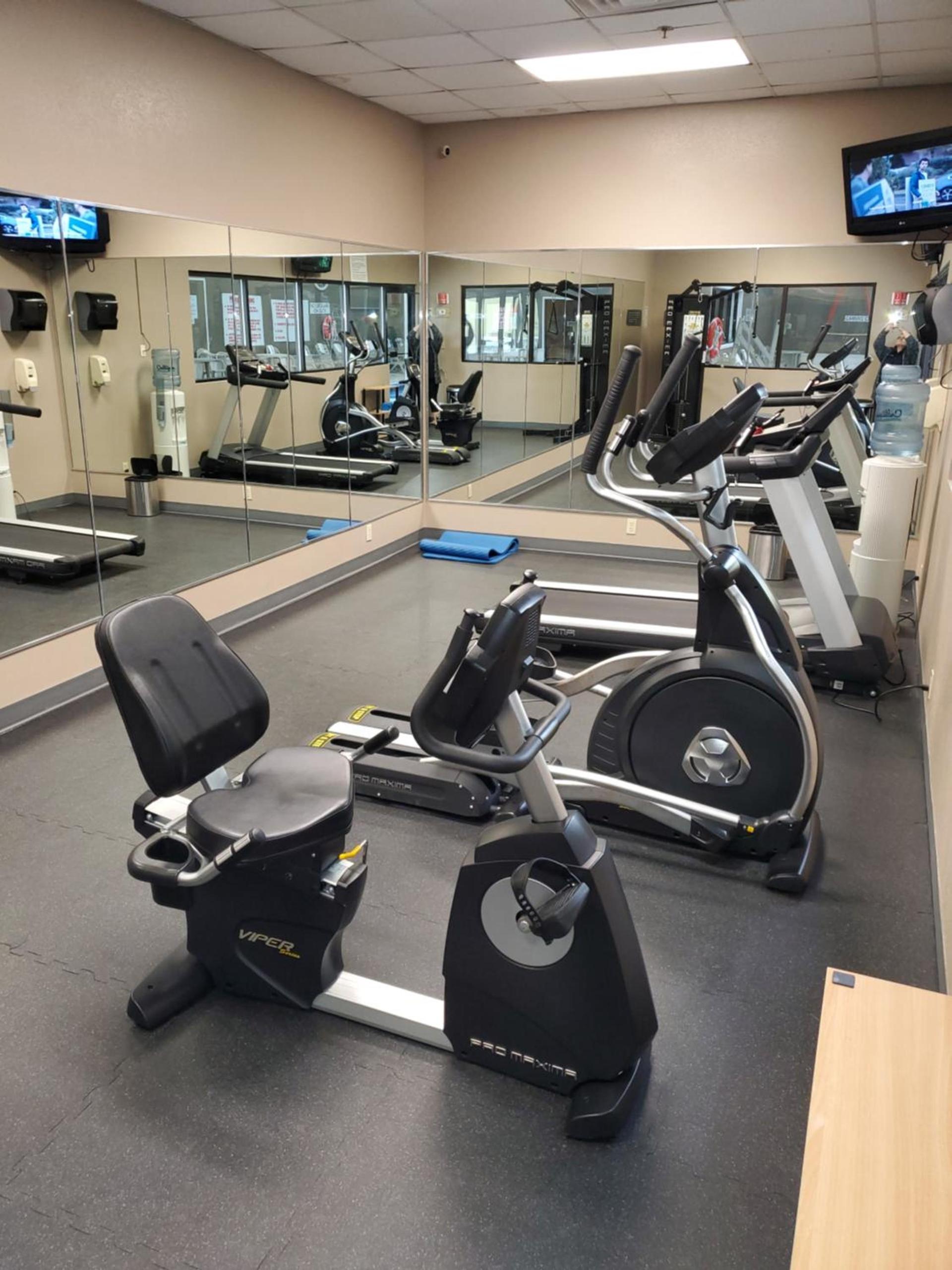 Ramada by Wyndham North Platte photo 19