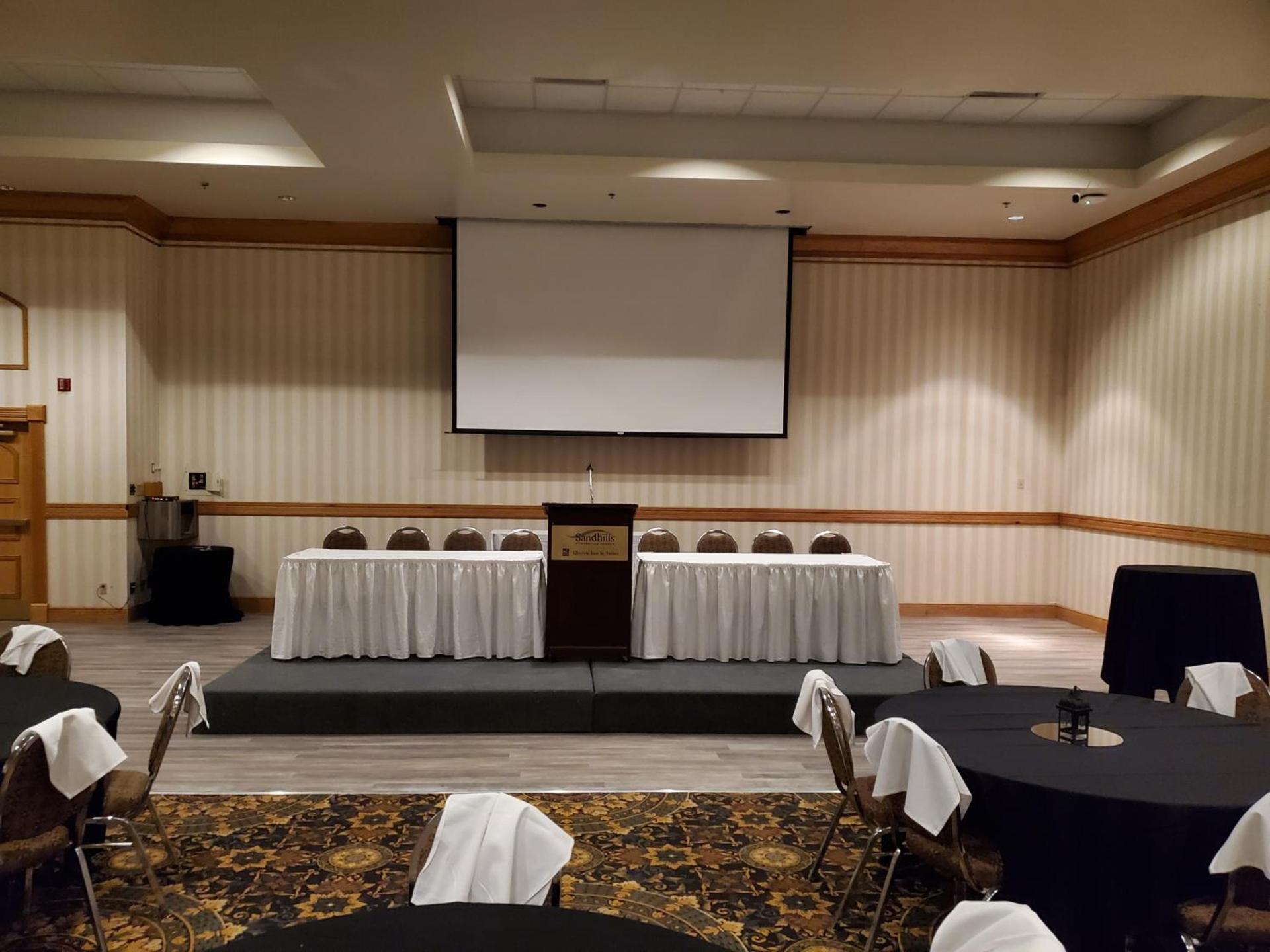 Ramada by Wyndham North Platte photo 24