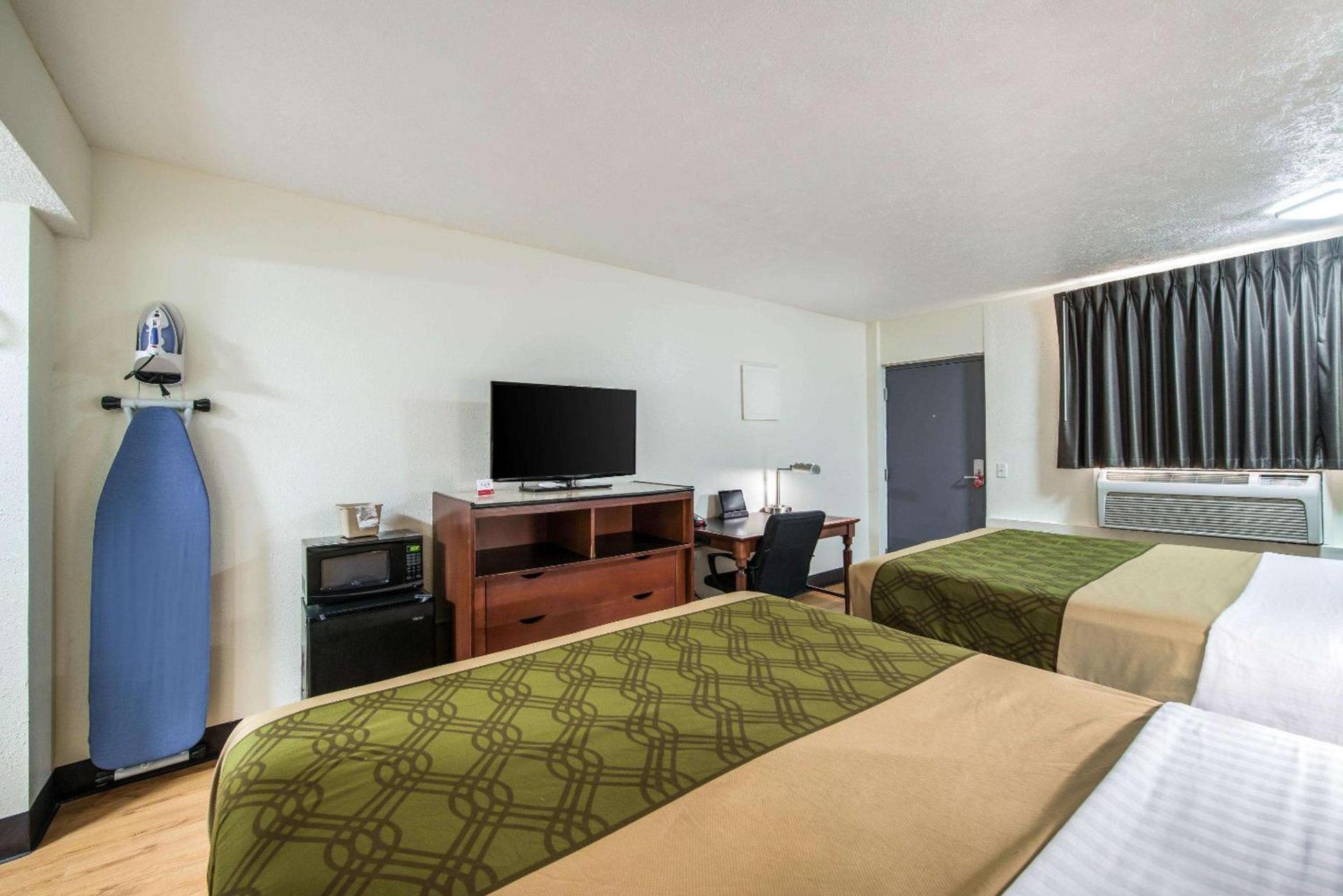 Rodeway Inn St Joseph photo 15