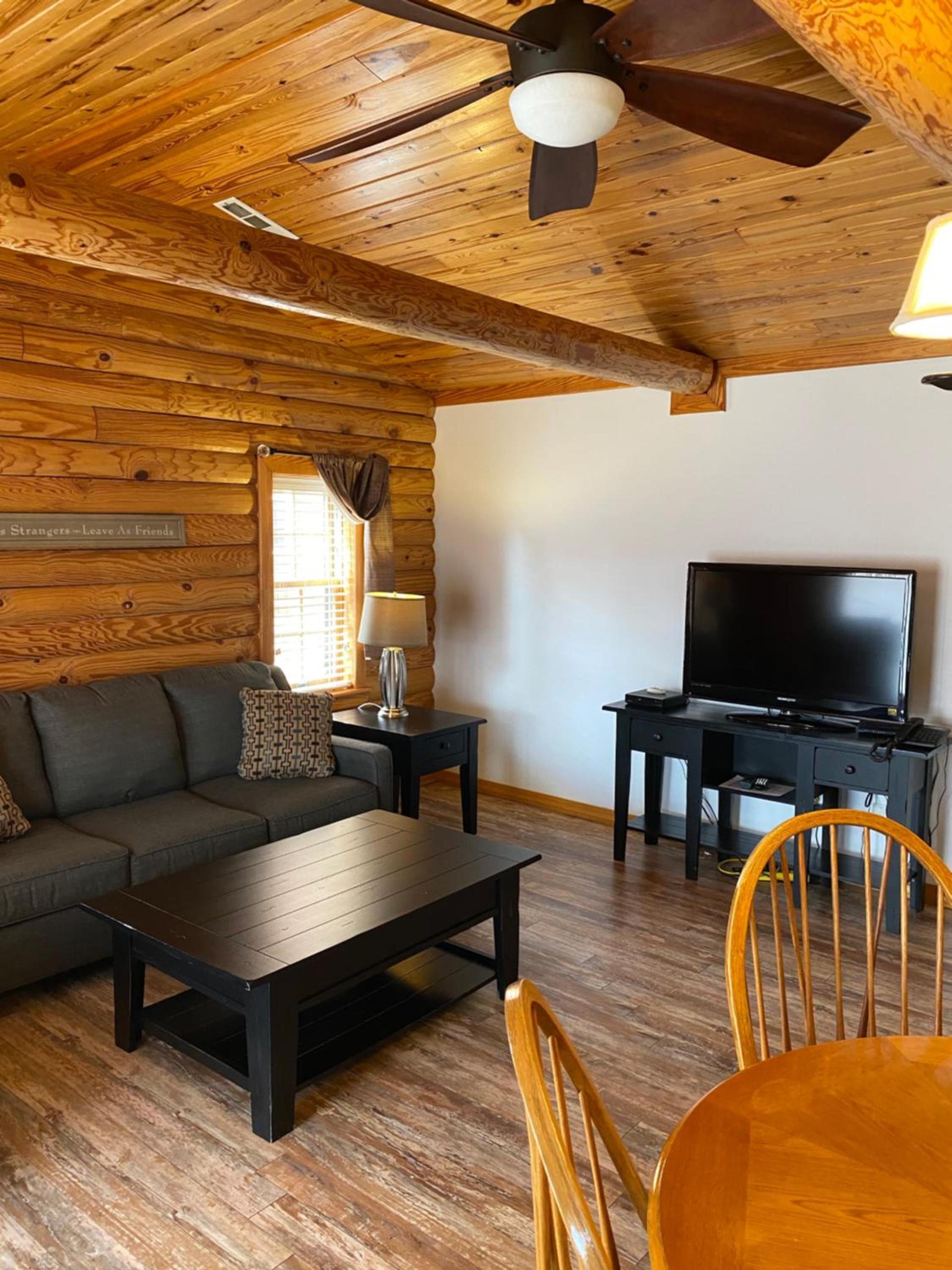 Crown Lake Resort photo 35