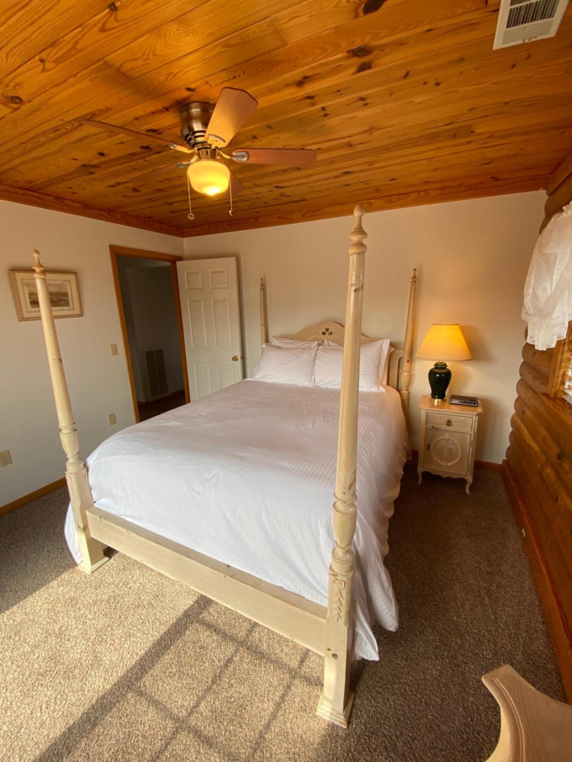 Crown Lake Resort photo 31