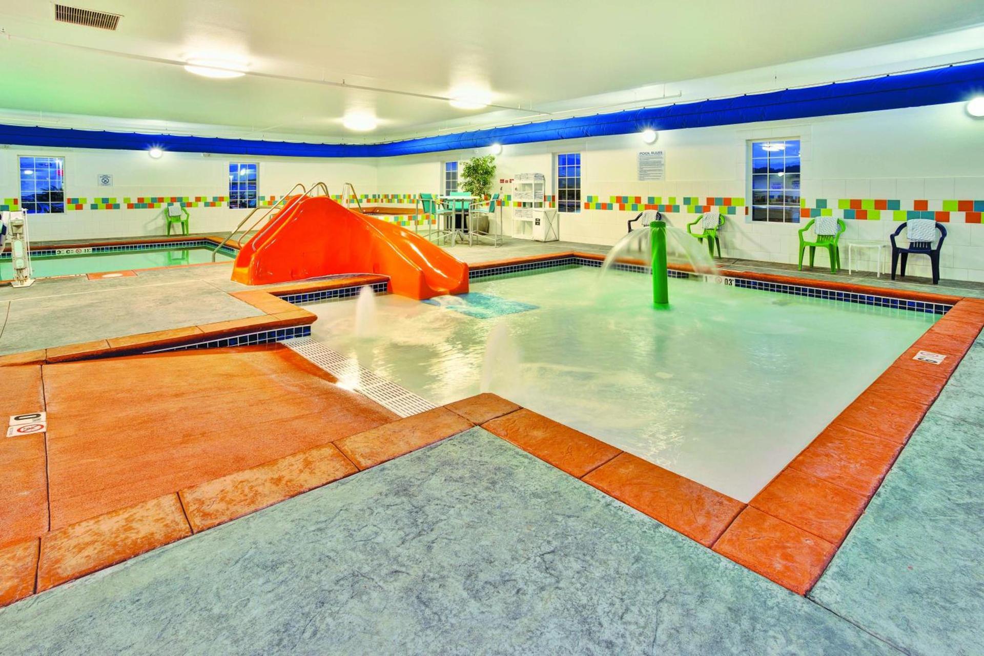 La Quinta by Wyndham Rochester Mayo Clinic Area South photo 2