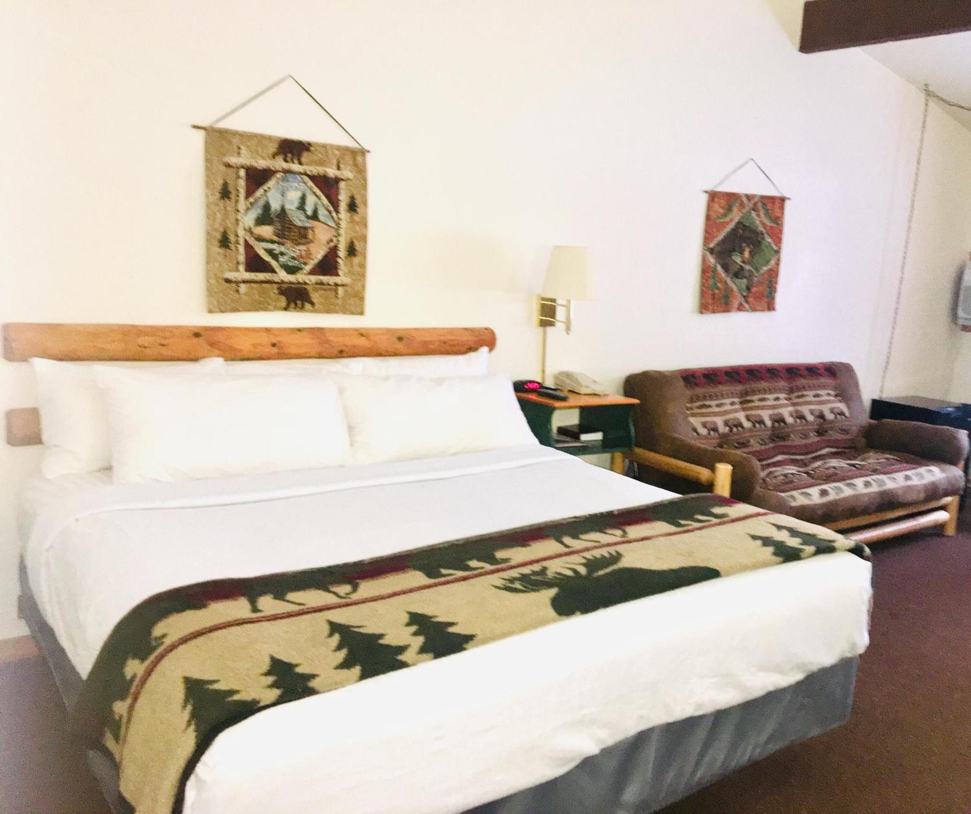 Hiawatha Lodge Inn photo 10