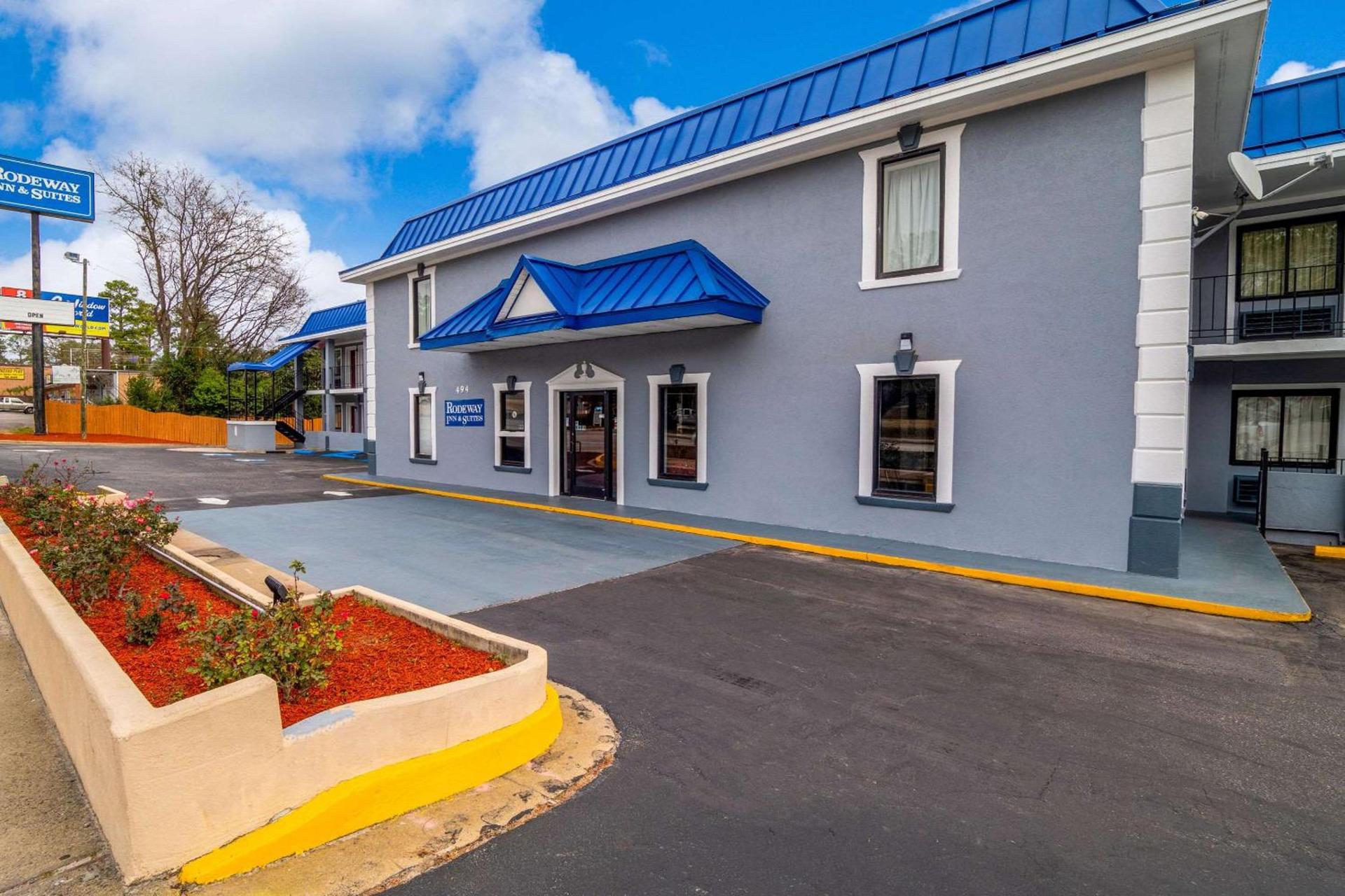 Rodeway Inn & Suites Fort Jackson photo 47