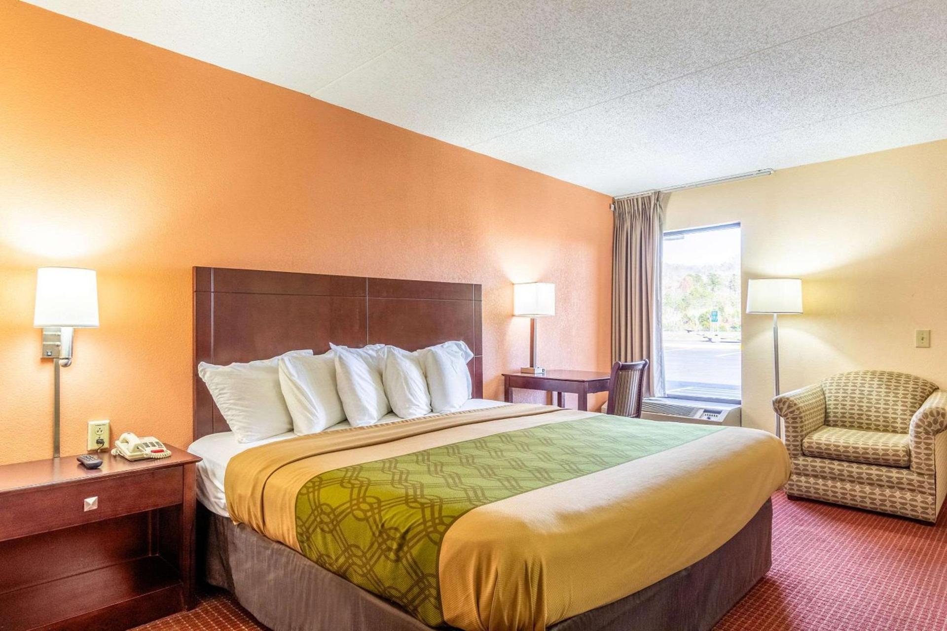 Econo Lodge Rocky Top photo 5