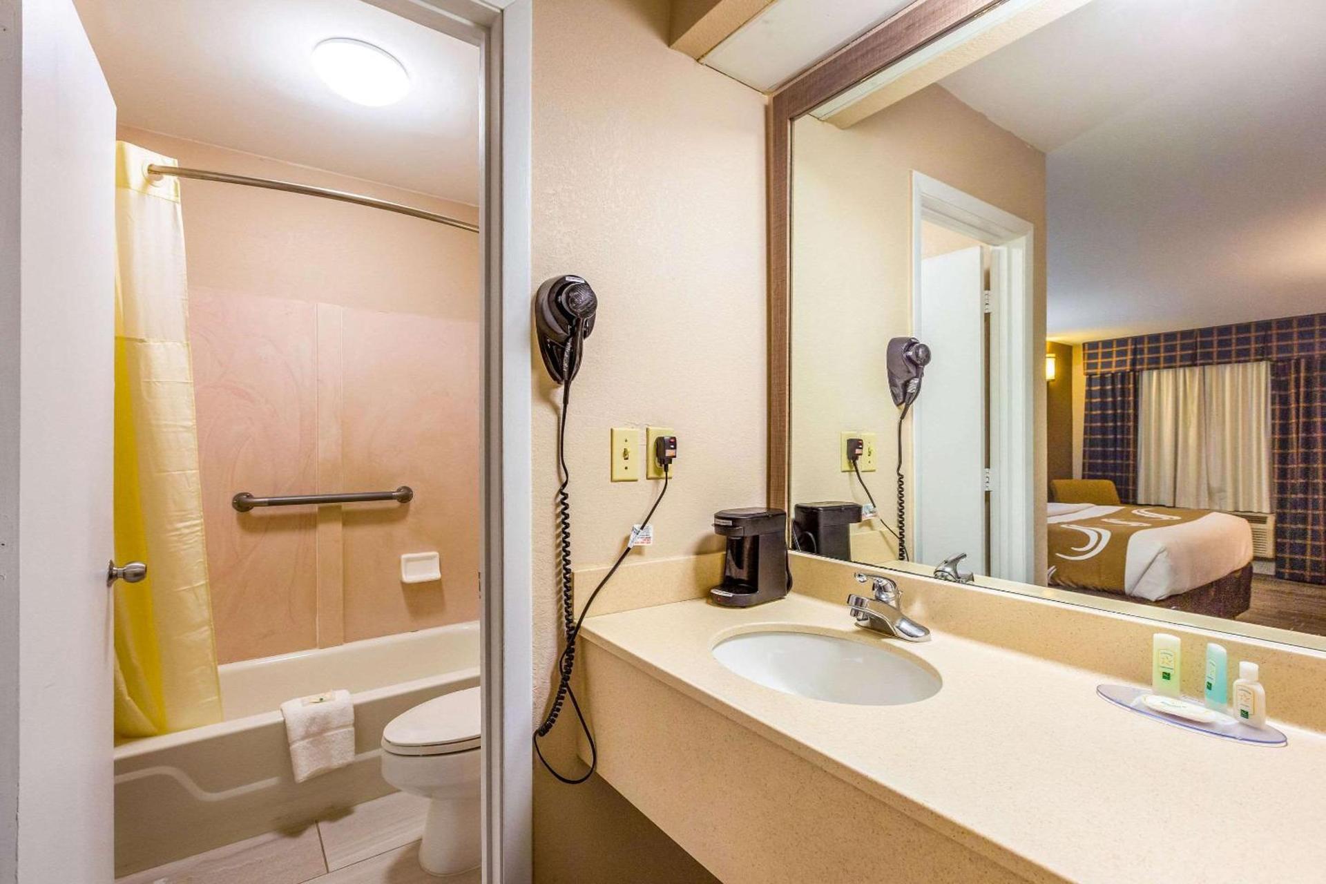Quality Inn Quincy - Tallahassee West photo 50