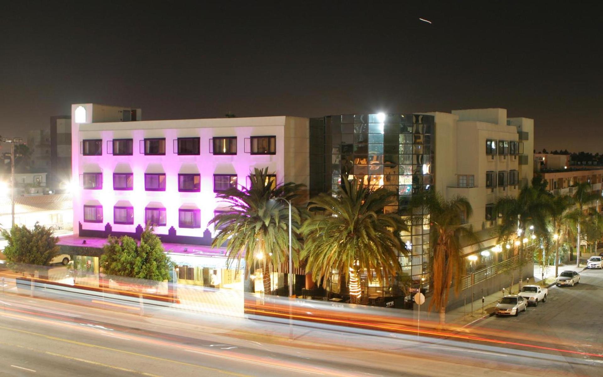 Garden Suite Hotel and Resort photo 1