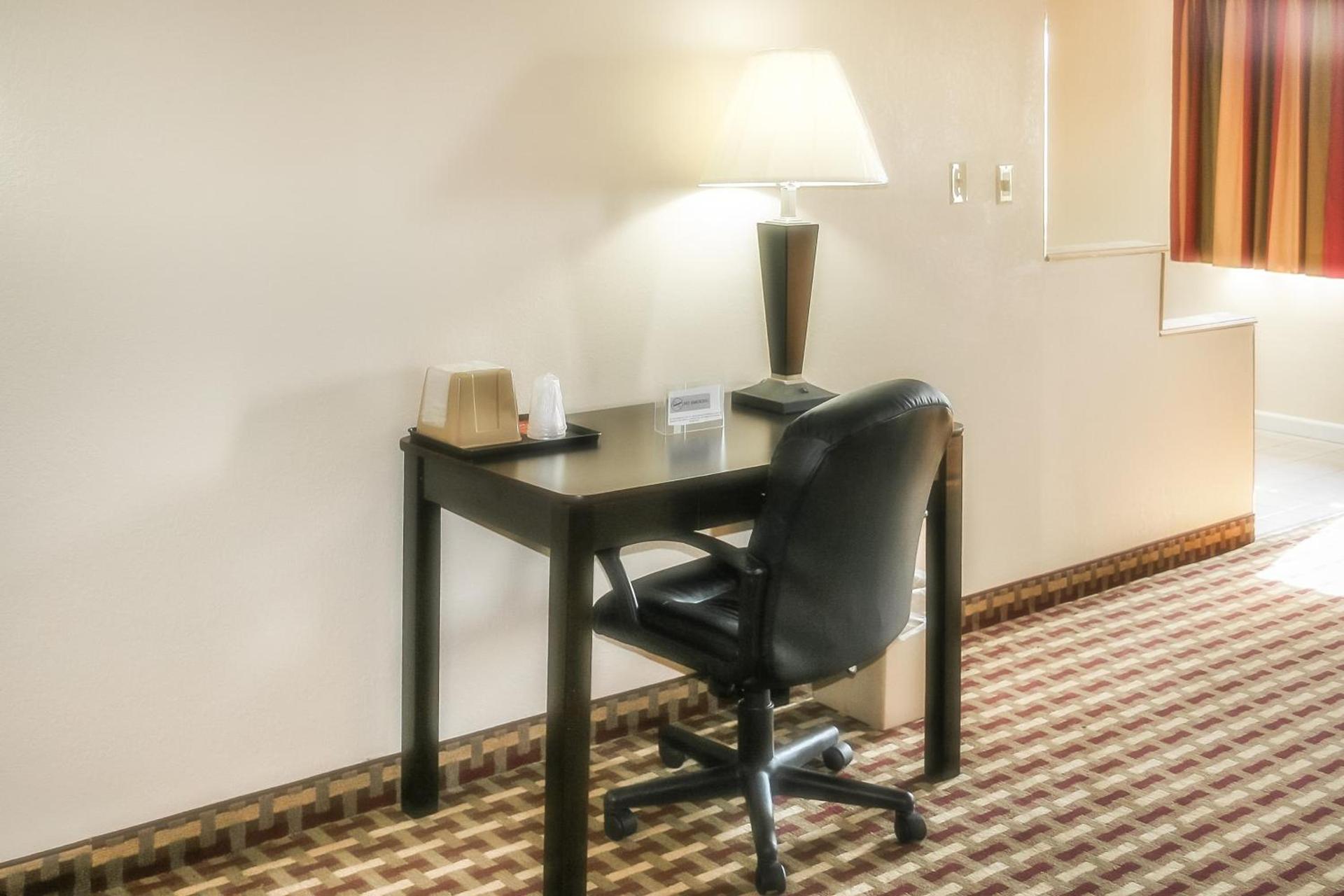 Hotel 7 Inn Vienna photo 7