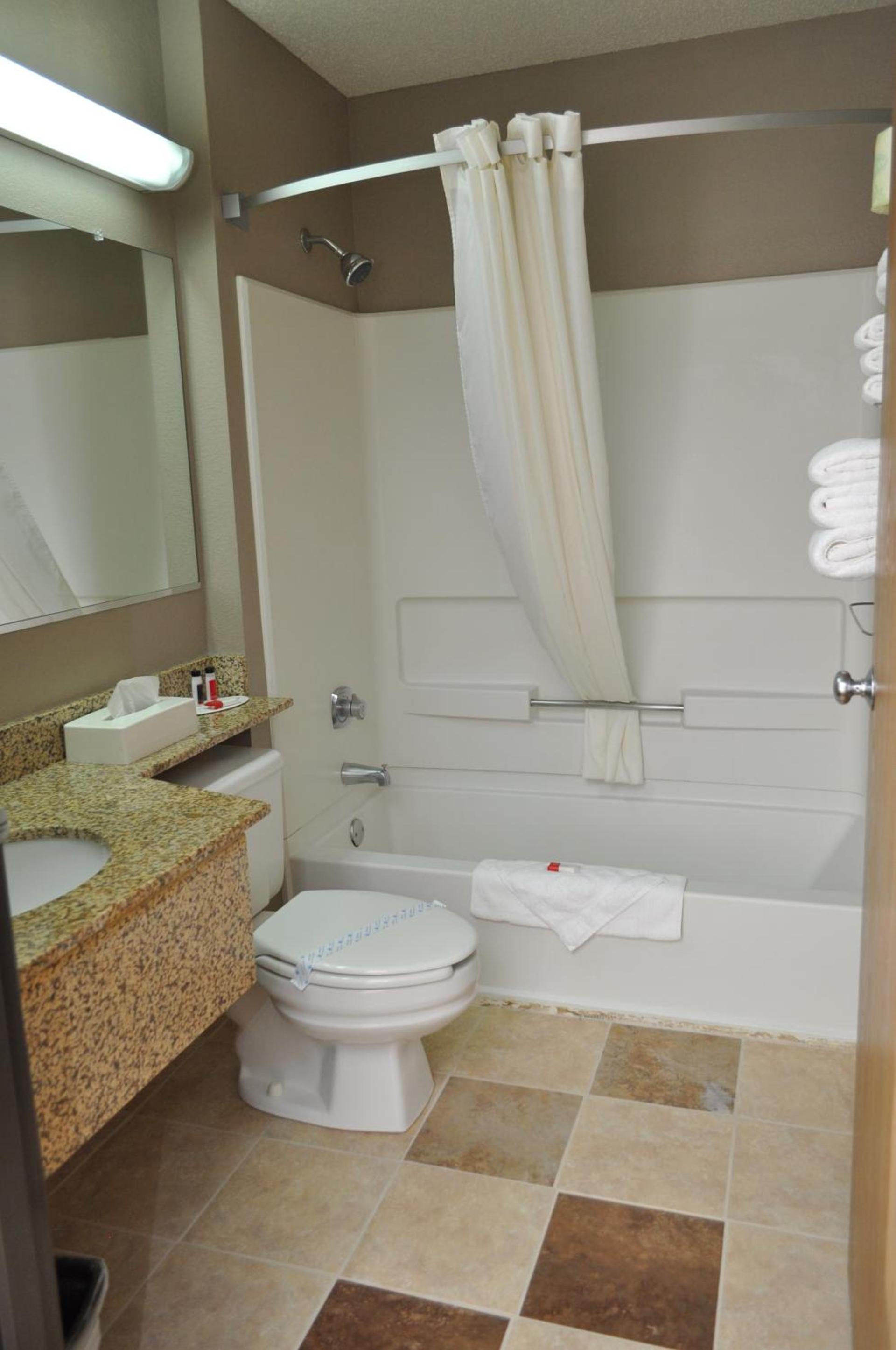 Super 8 by Wyndham Clearfield photo 75