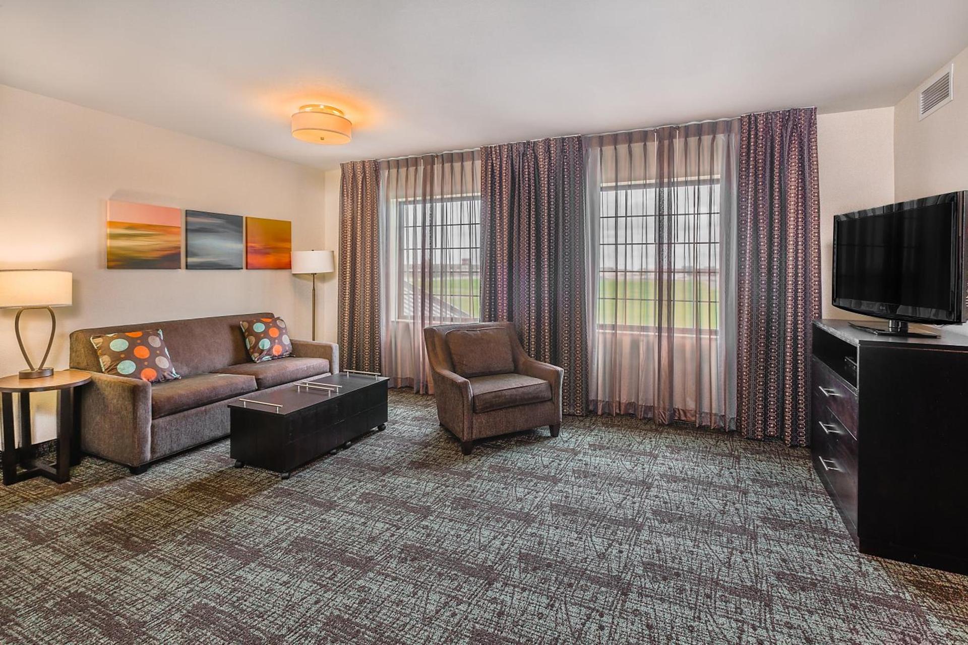 Staybridge Suites Bismarck by IHG photo 16